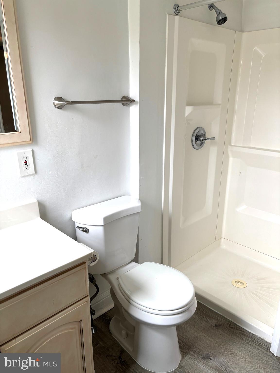 000 - Residential Lease