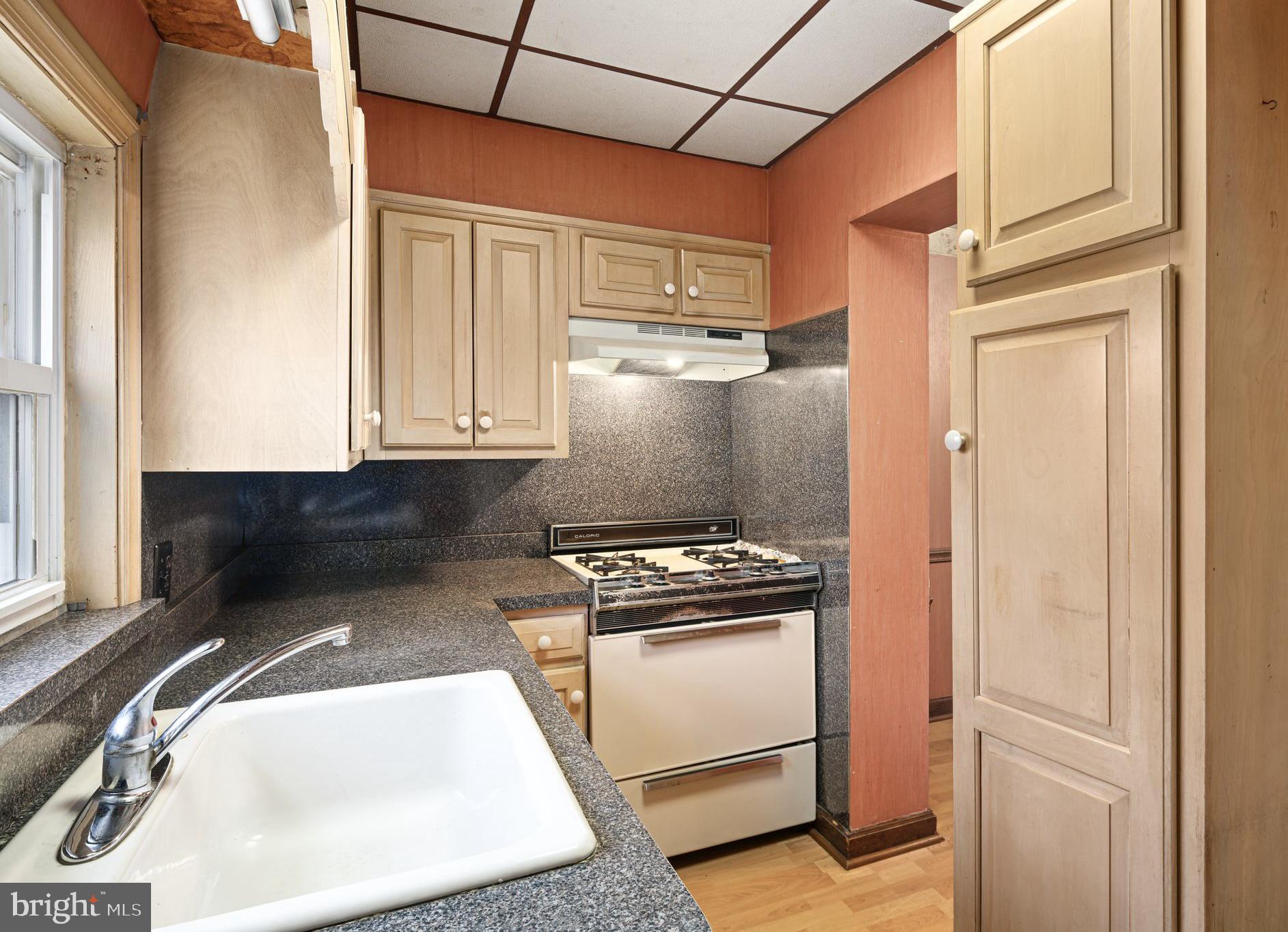 GRADUATE HOSPITAL - Residential