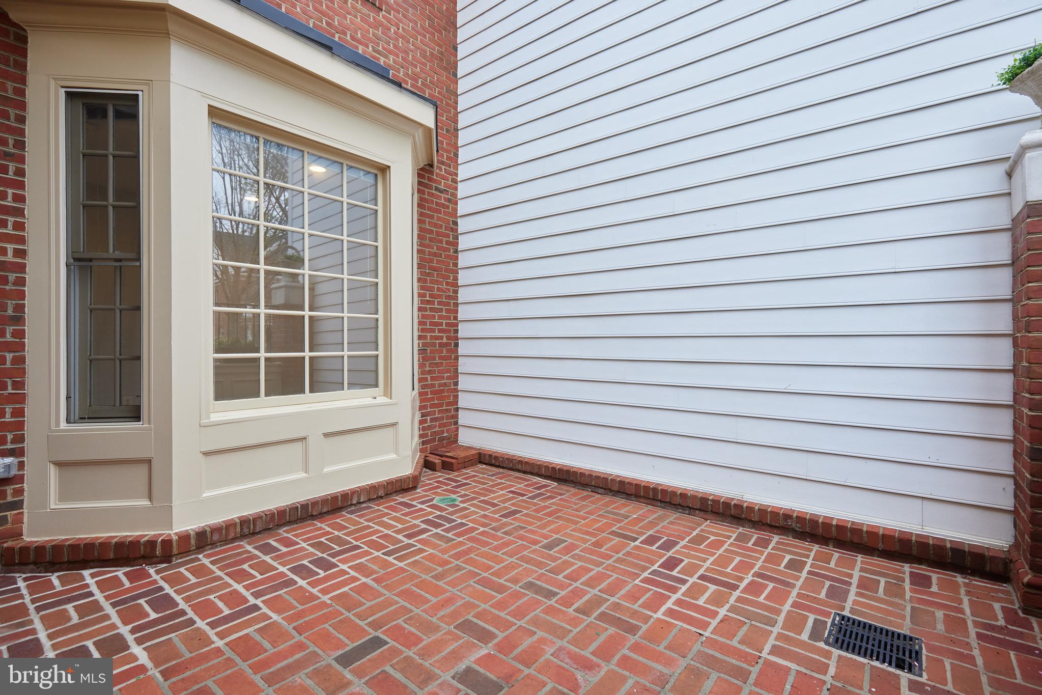 FALLSGROVE - Residential