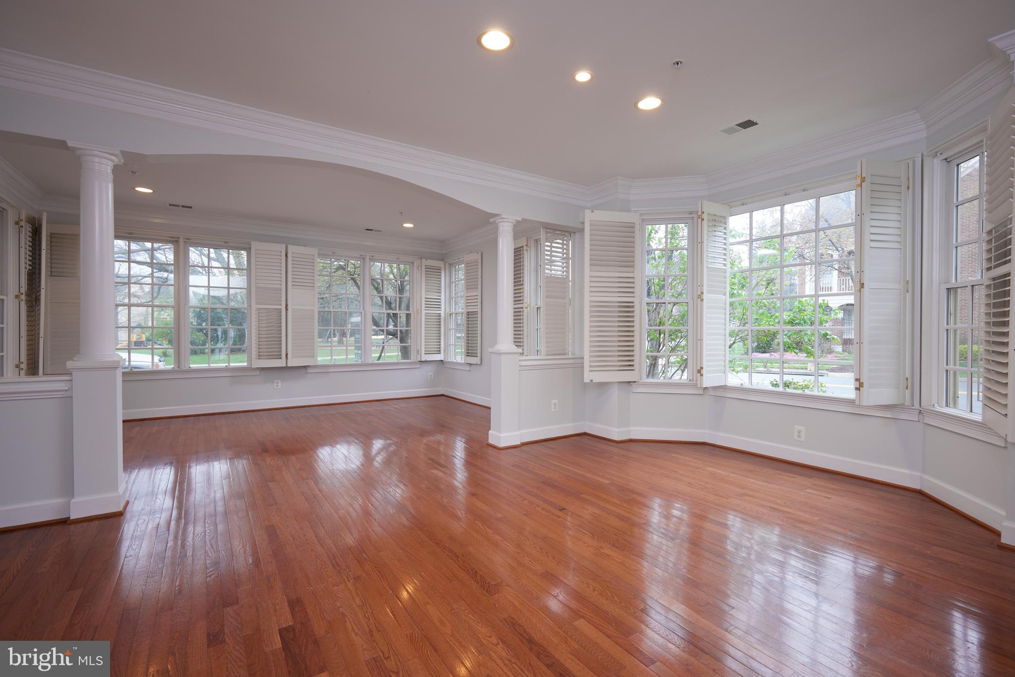 FALLSGROVE - Residential