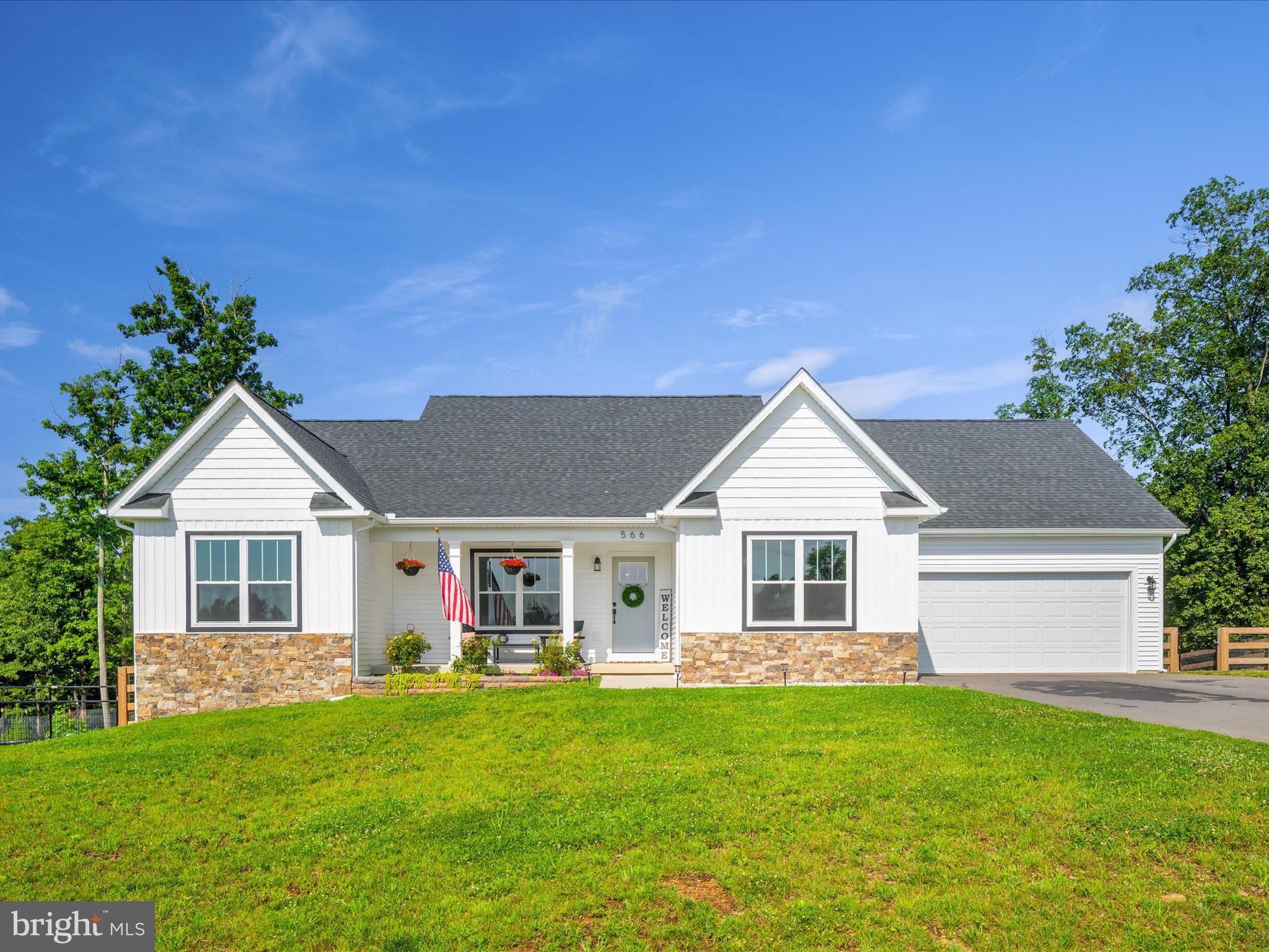 CHESTNUT HILL ESTATES - Residential