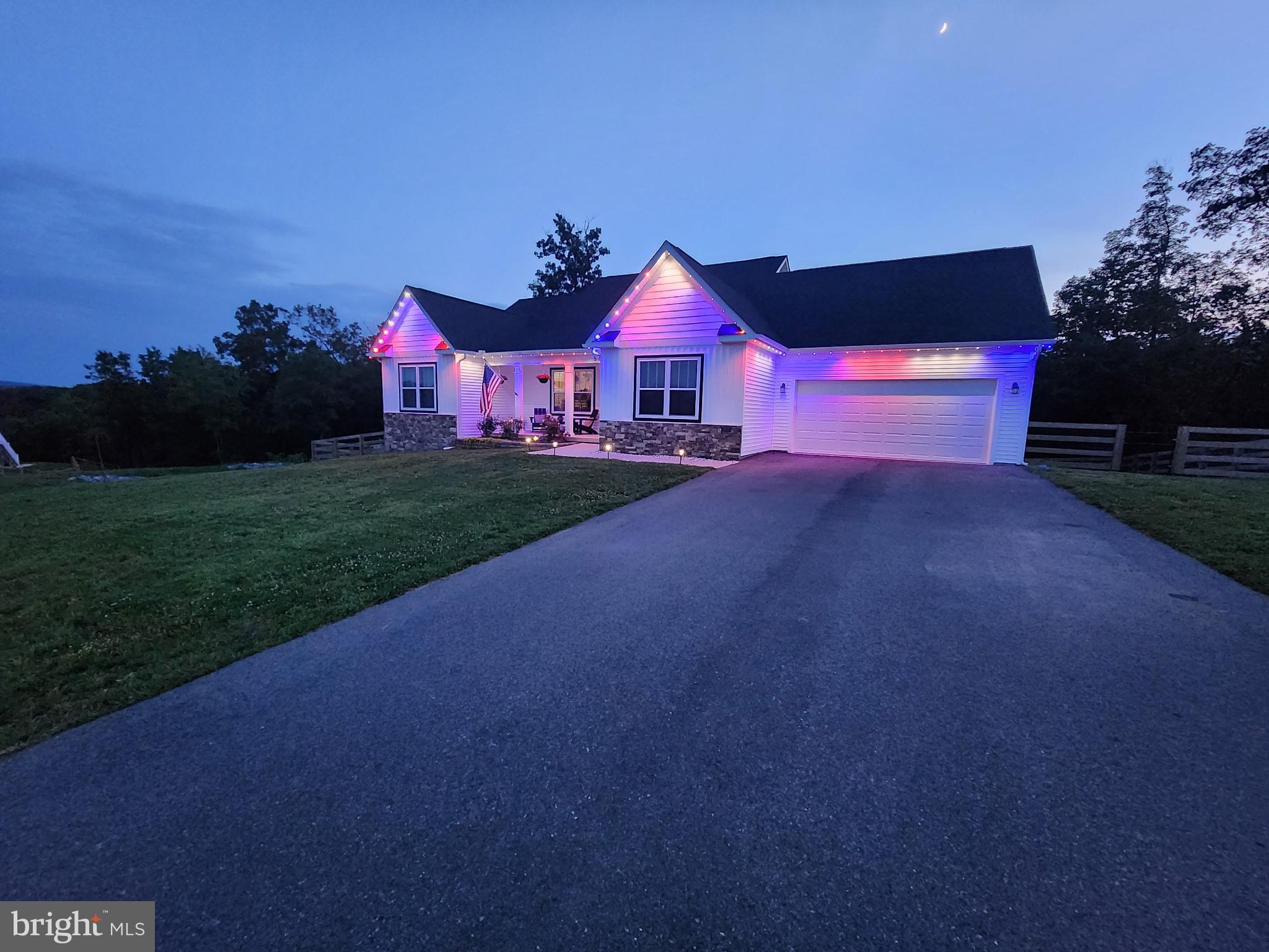 CHESTNUT HILL ESTATES - Residential