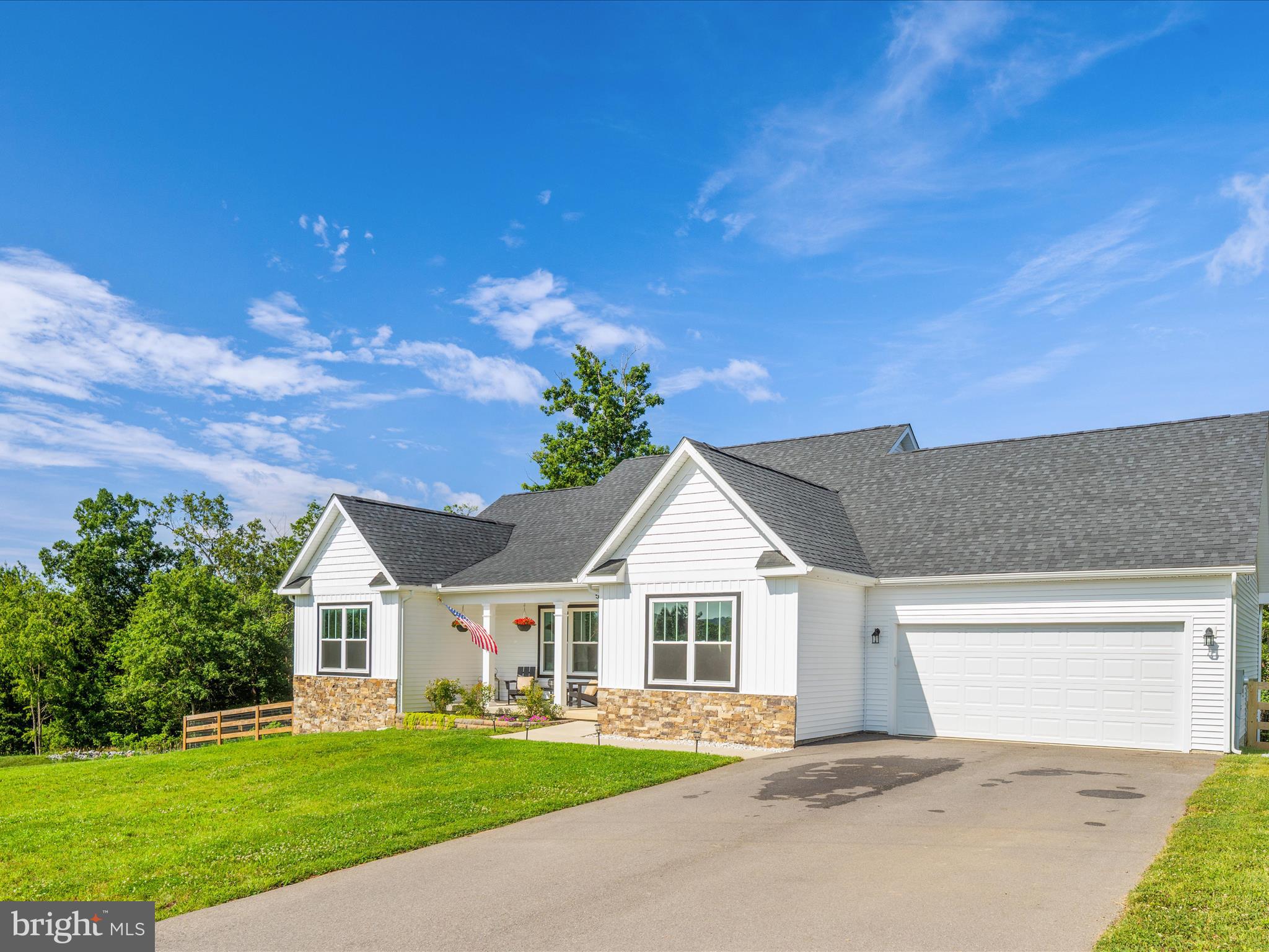 CHESTNUT HILL ESTATES - Residential