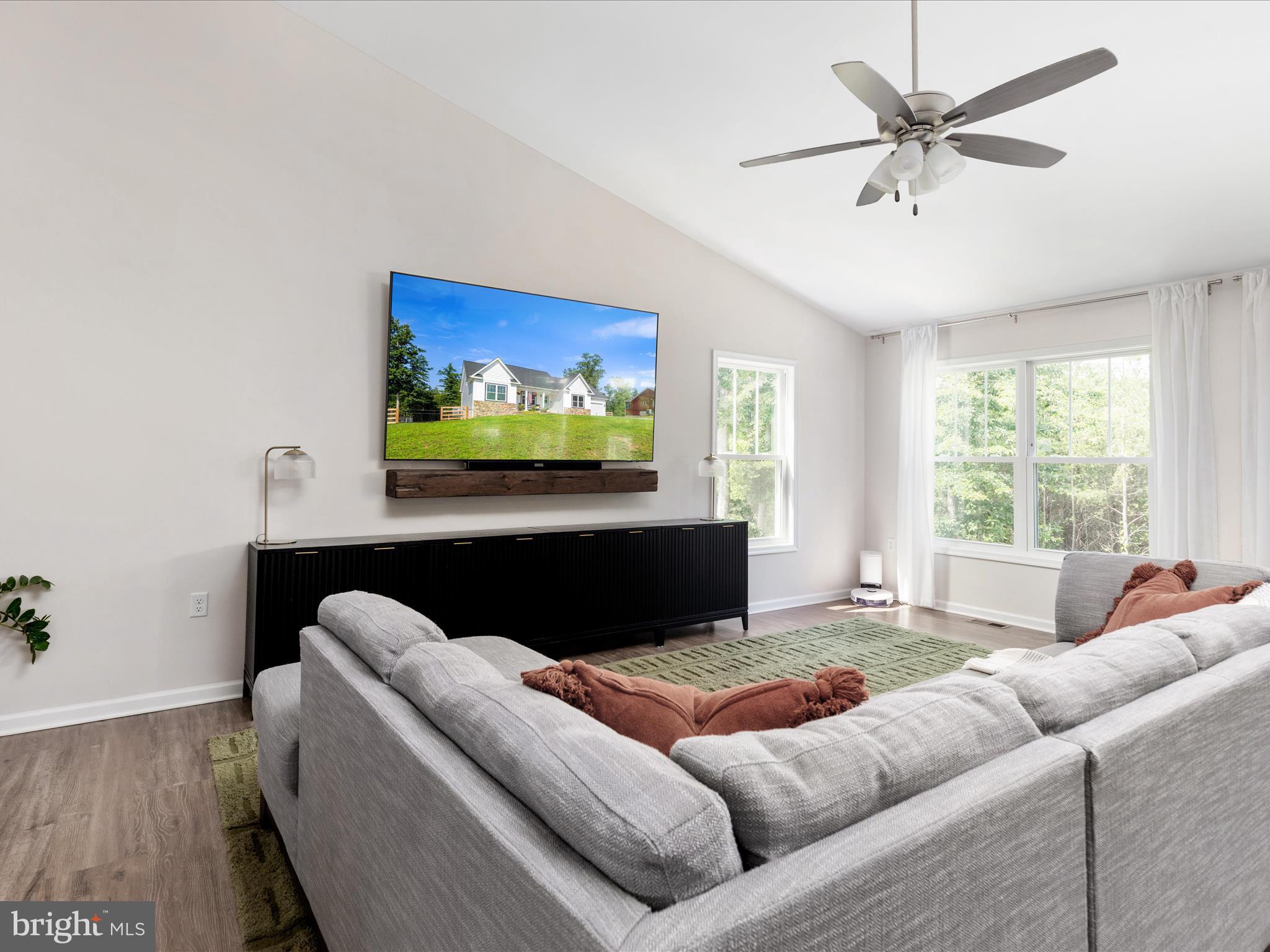 CHESTNUT HILL ESTATES - Residential