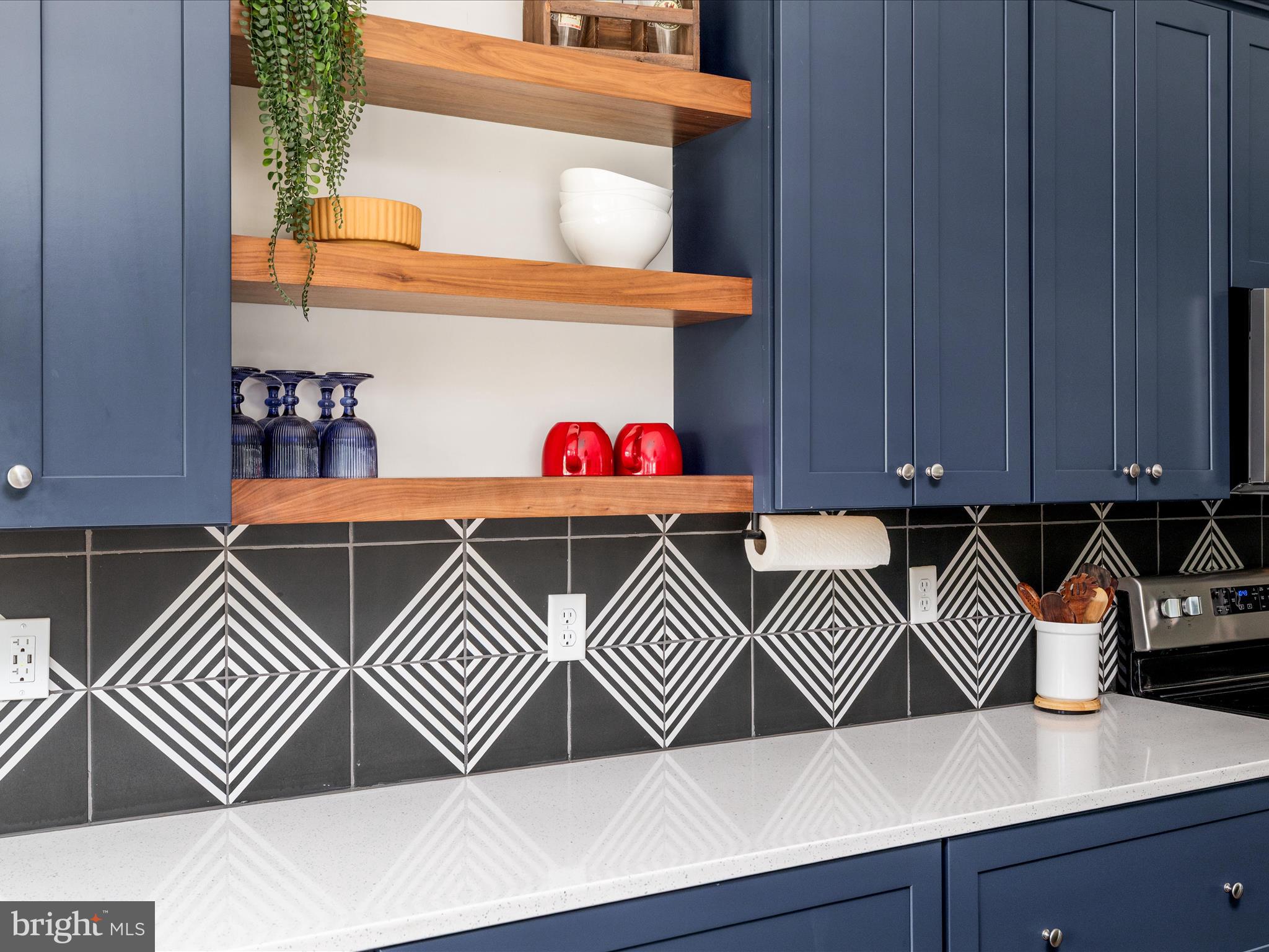 CHESTNUT HILL ESTATES - Residential