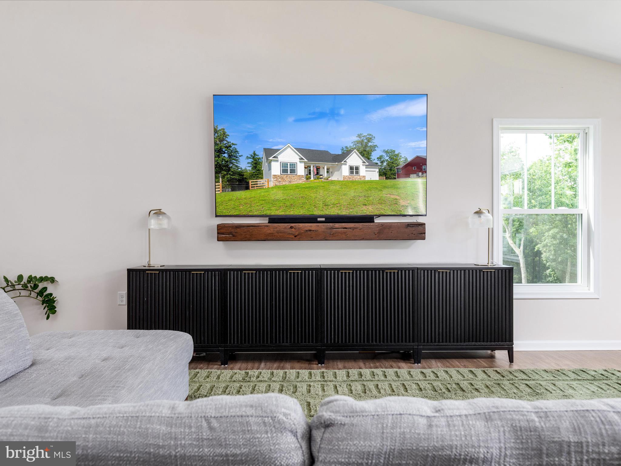 CHESTNUT HILL ESTATES - Residential