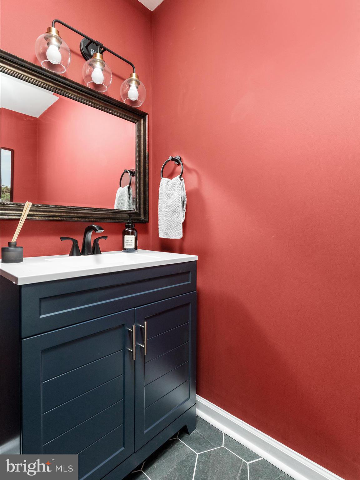 CHESTNUT HILL ESTATES - Residential