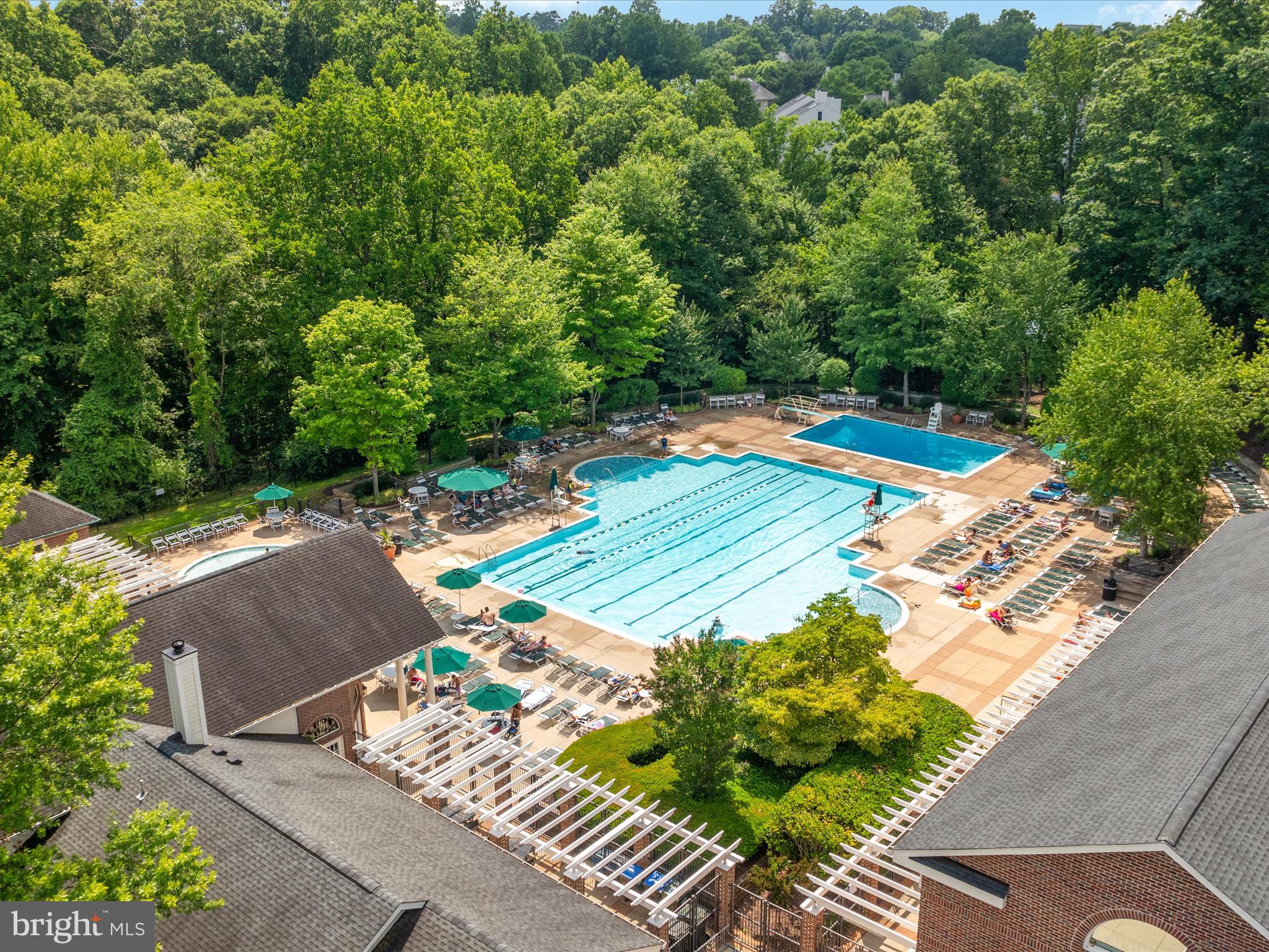 PENDERBROOK - Residential