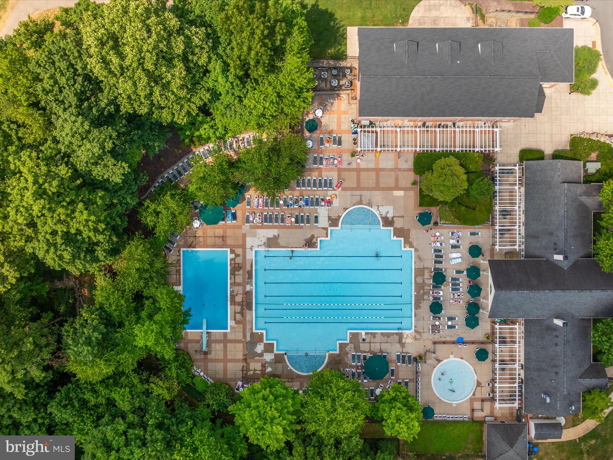 PENDERBROOK - Residential