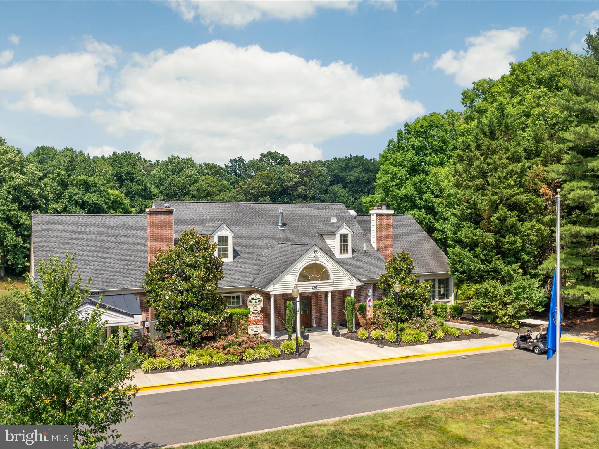 PENDERBROOK - Residential