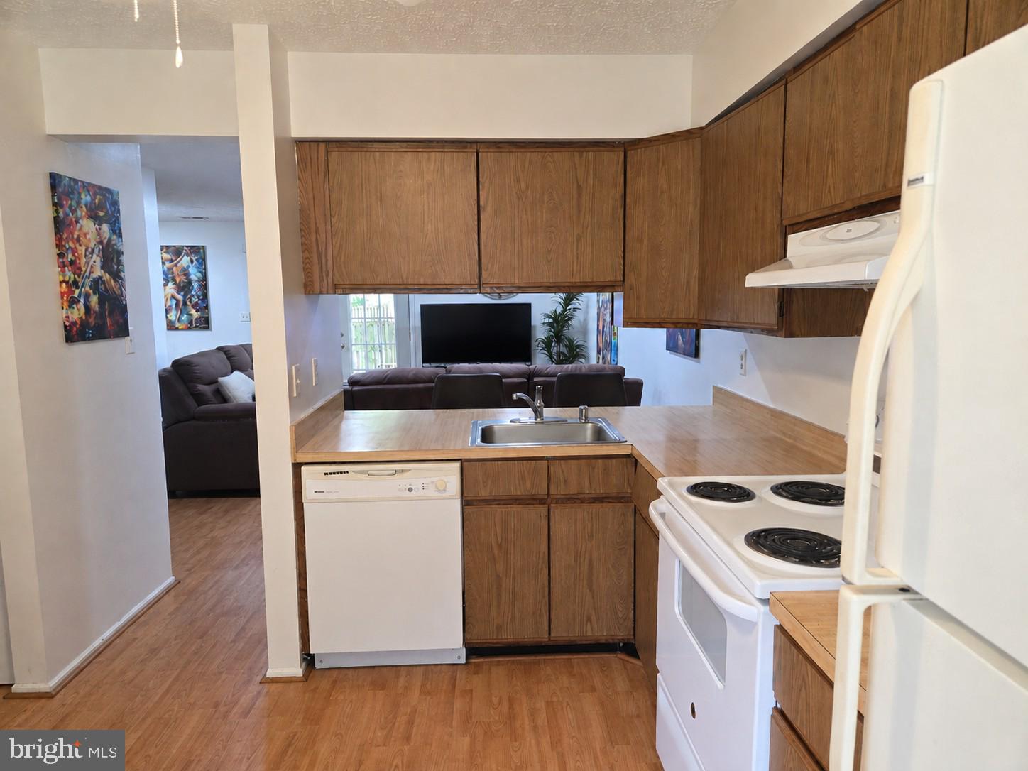 4172 LOG TEAL COURT