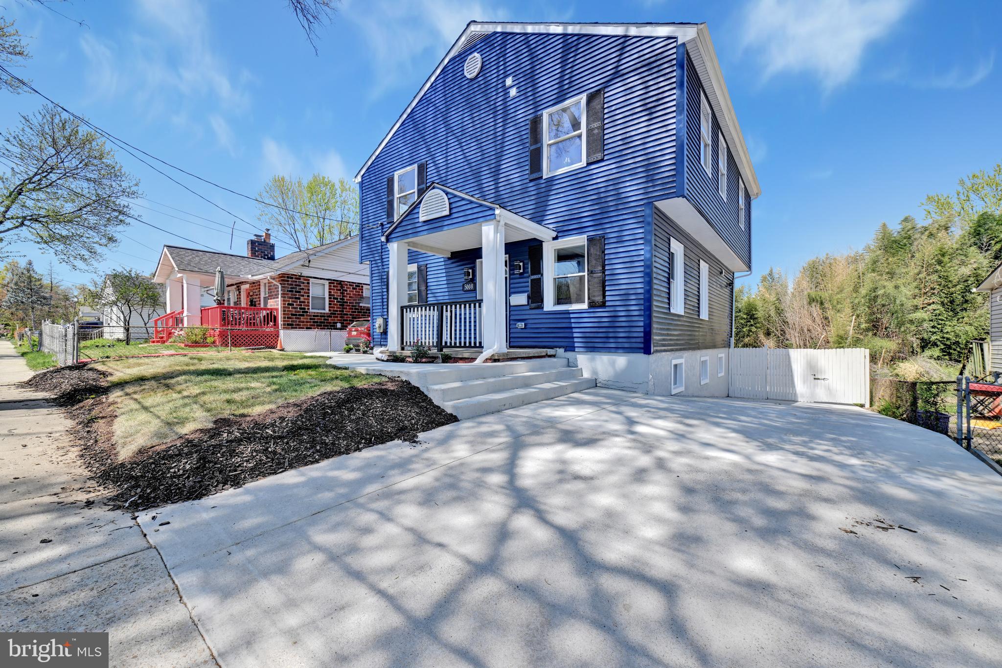 RIVERDALE PARK - Residential