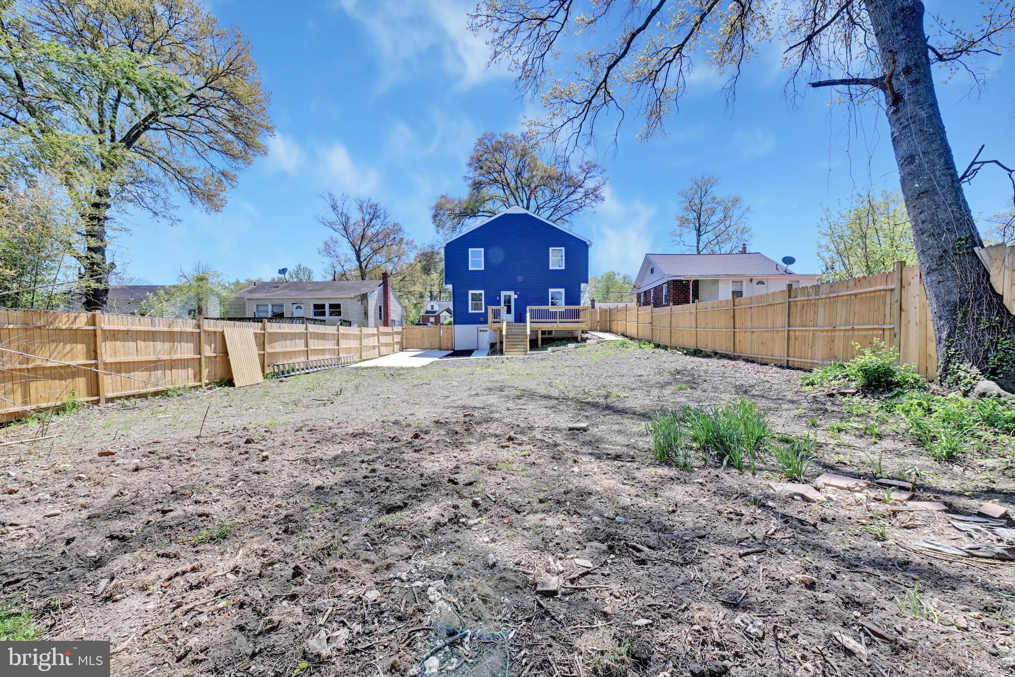 RIVERDALE PARK - Residential