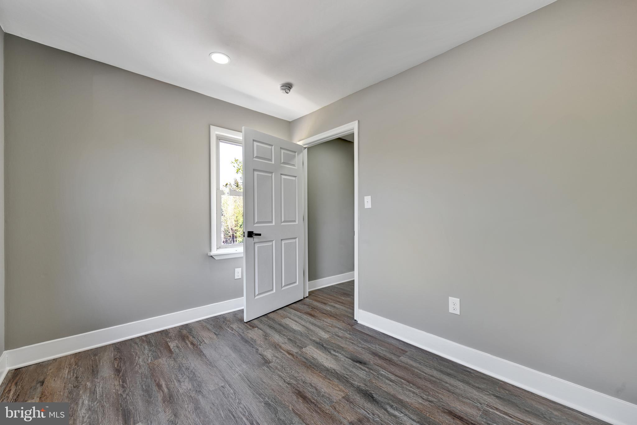 RIVERDALE PARK - Residential