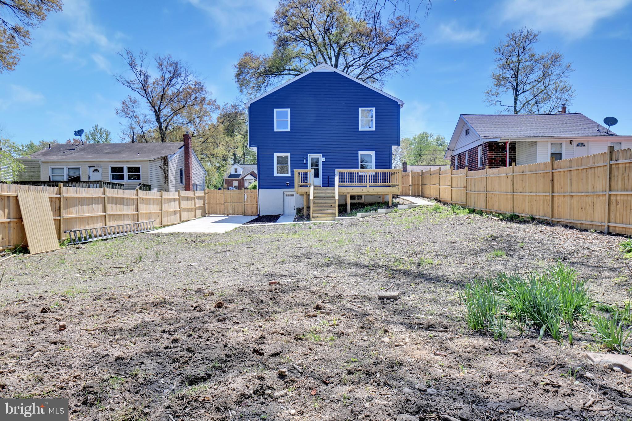 RIVERDALE PARK - Residential