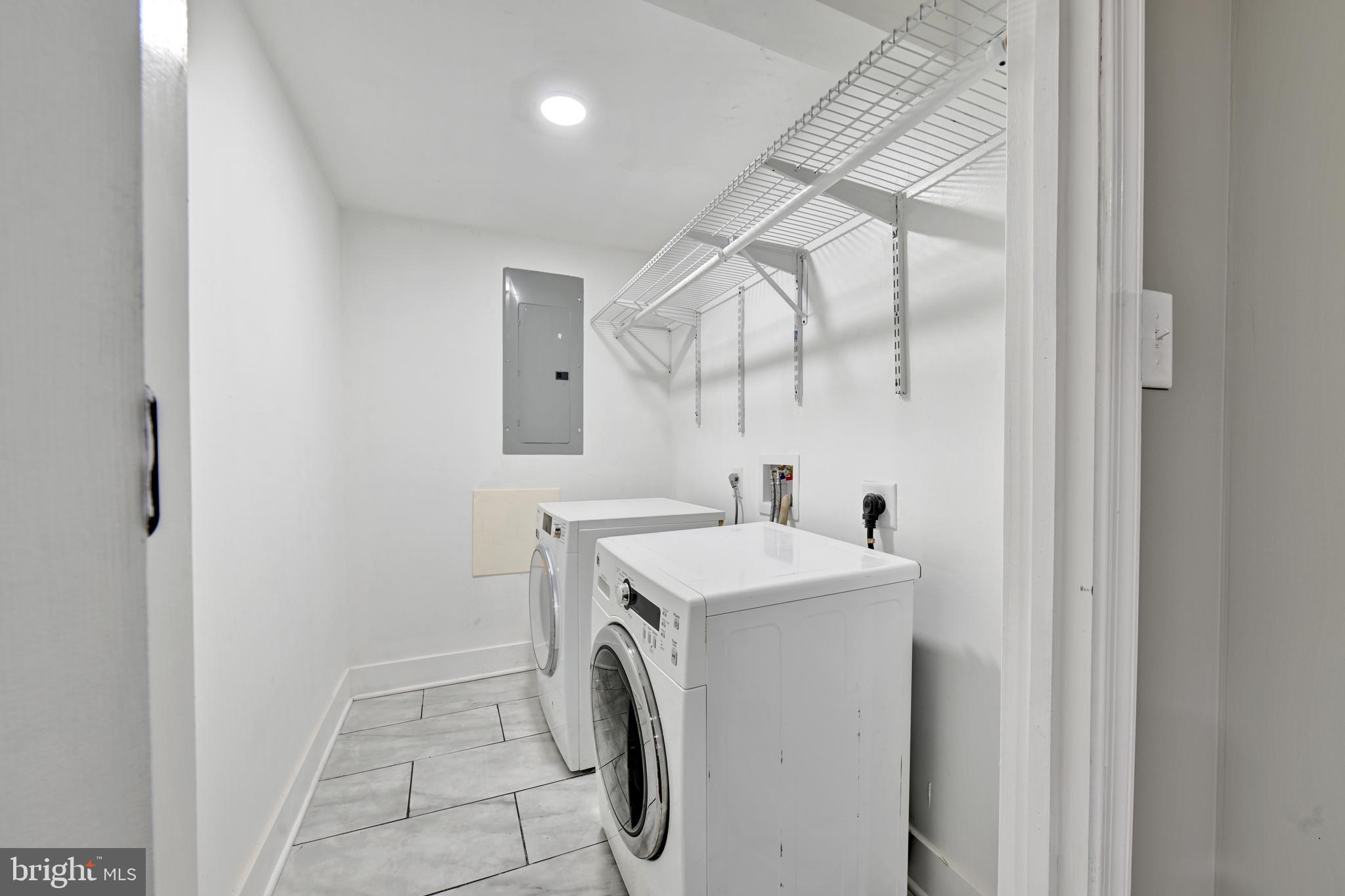 RIVERDALE PARK - Residential