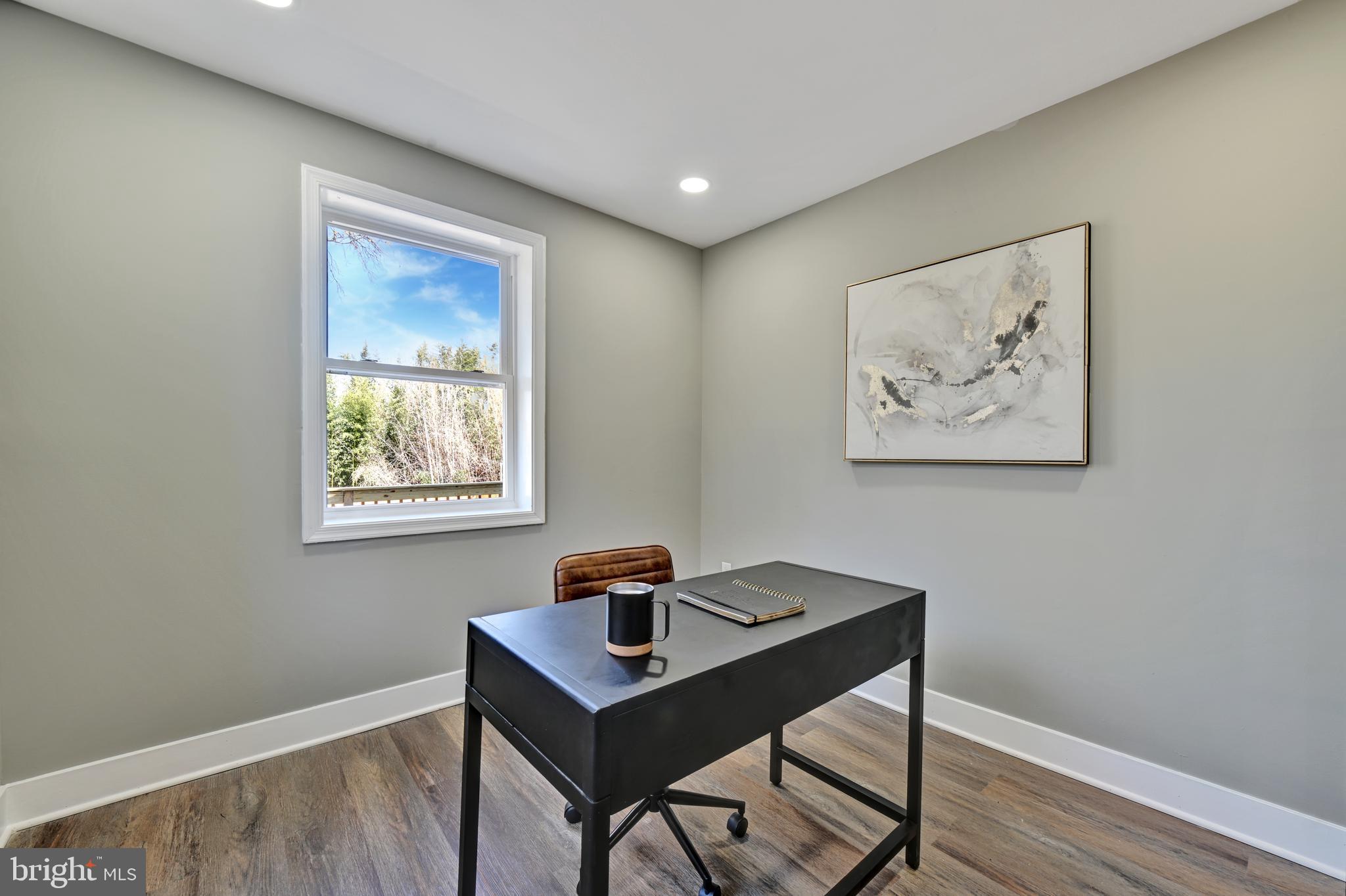 RIVERDALE PARK - Residential