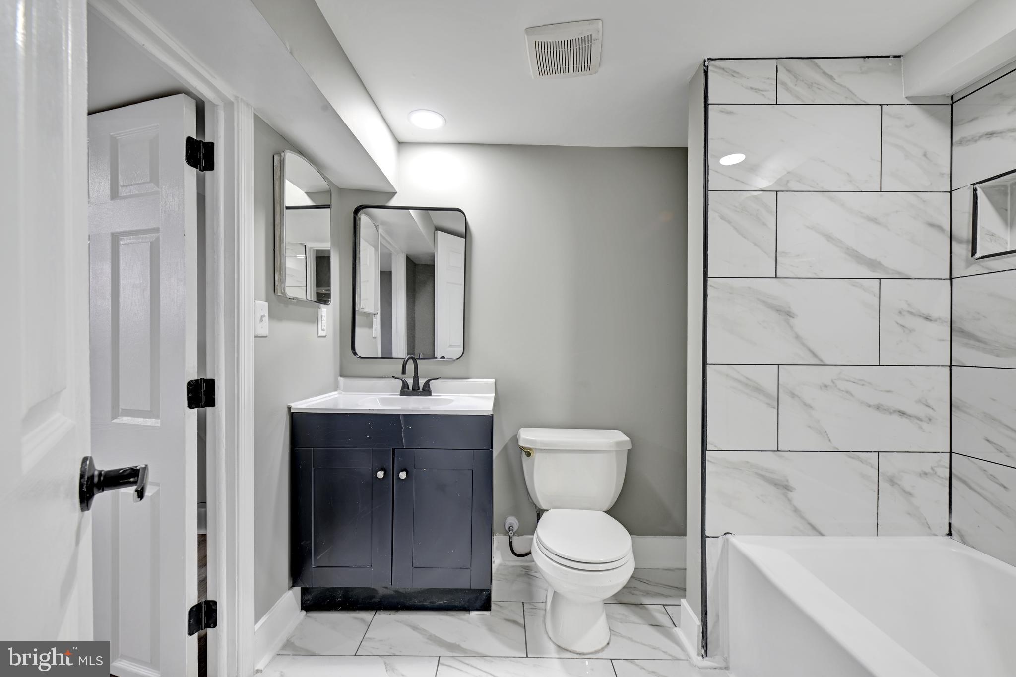 RIVERDALE PARK - Residential