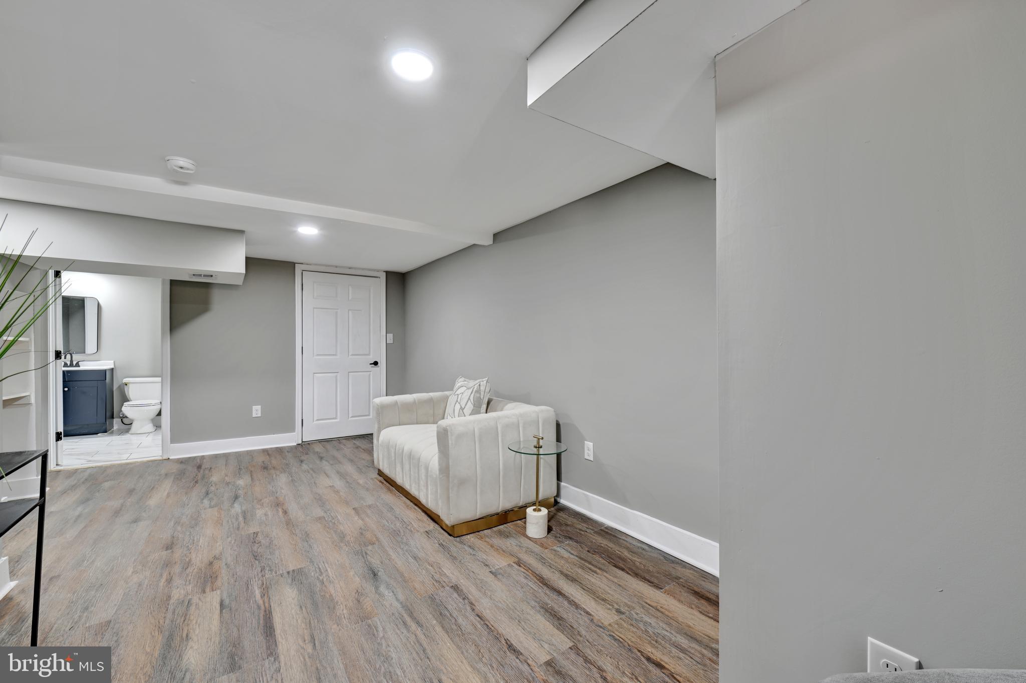 RIVERDALE PARK - Residential