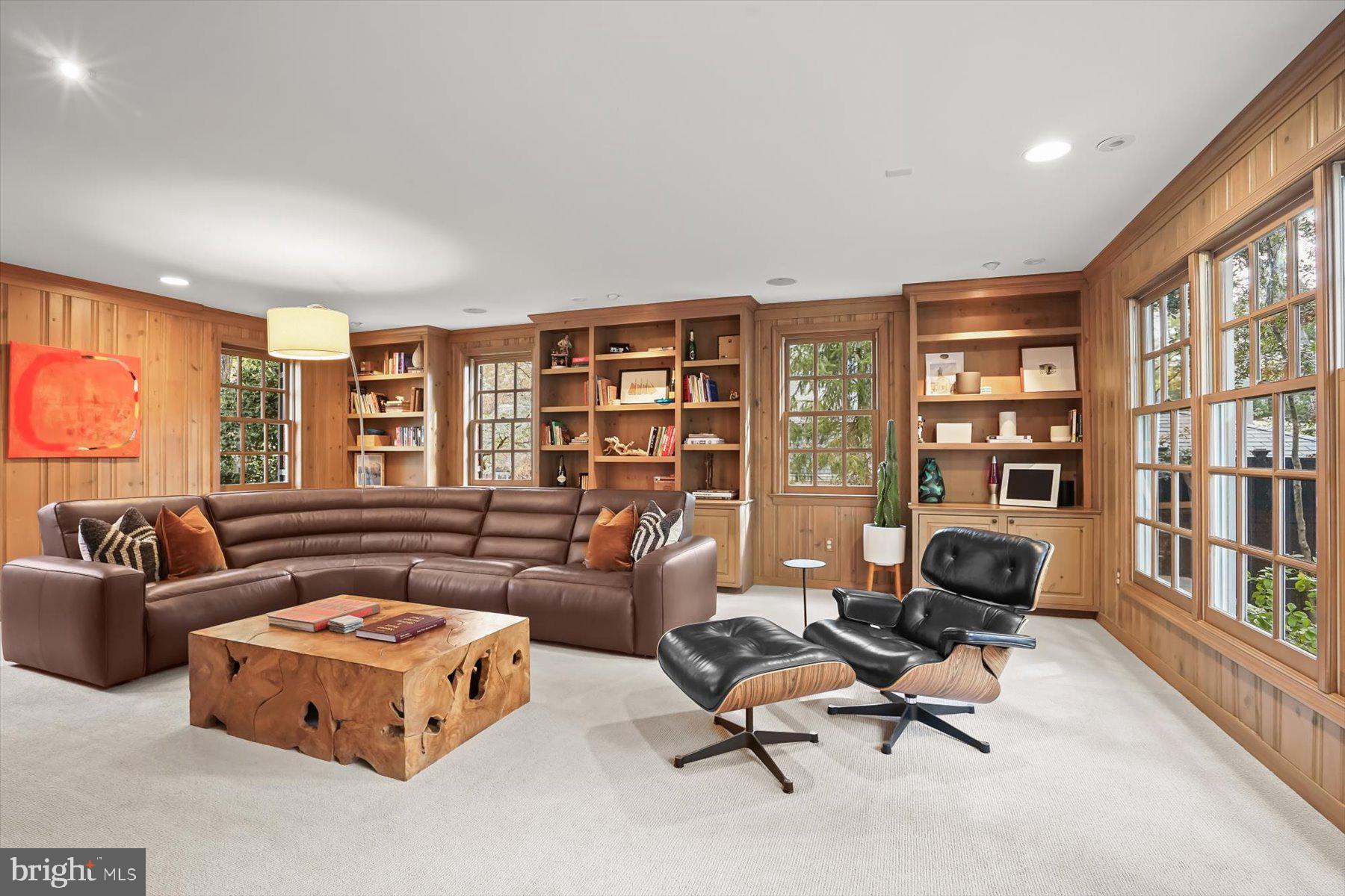 SUMNER - Residential