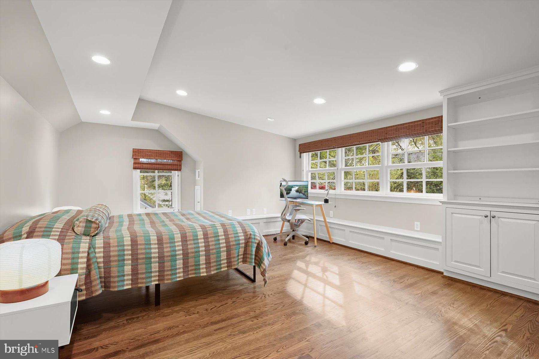 SUMNER - Residential