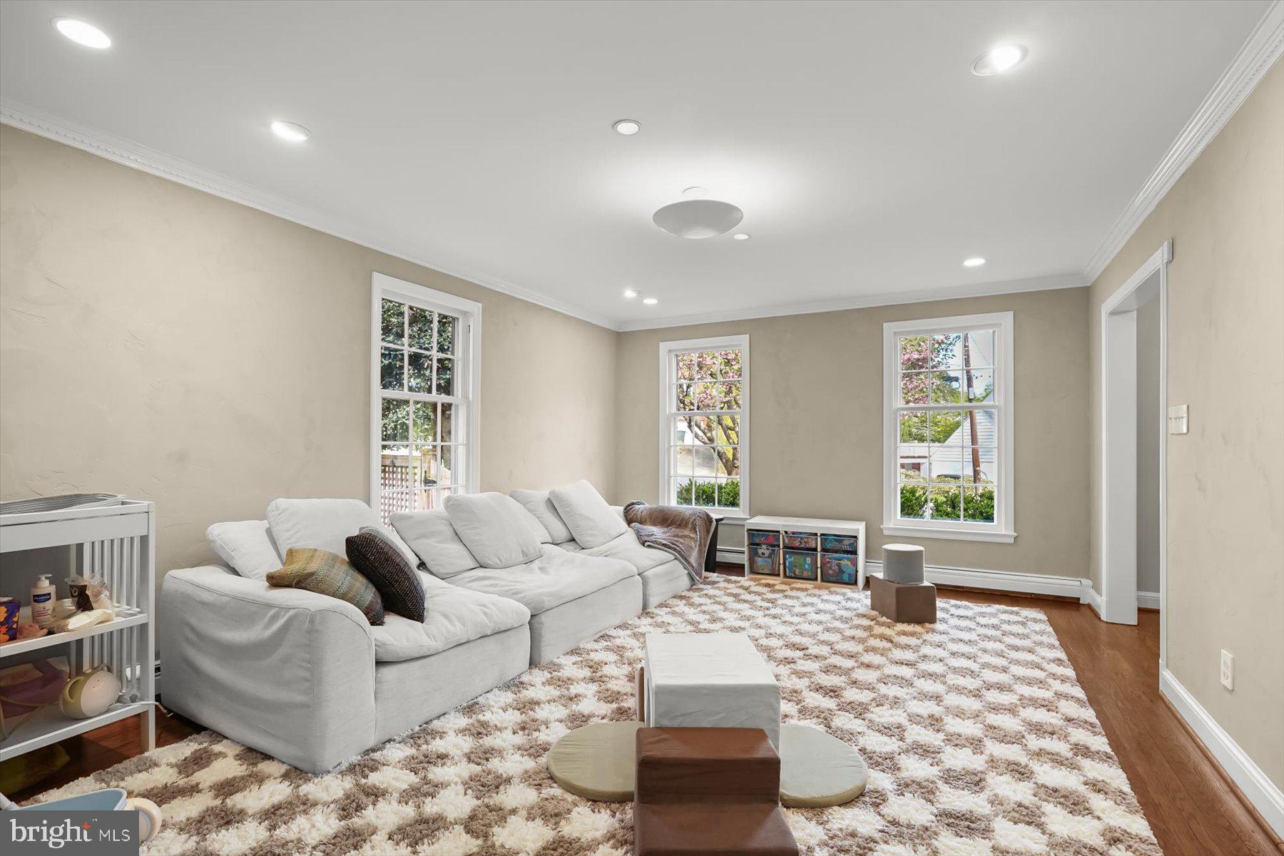 SUMNER - Residential