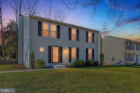 813 LIRA DRIVE FORT WASHINGTON MD 20744