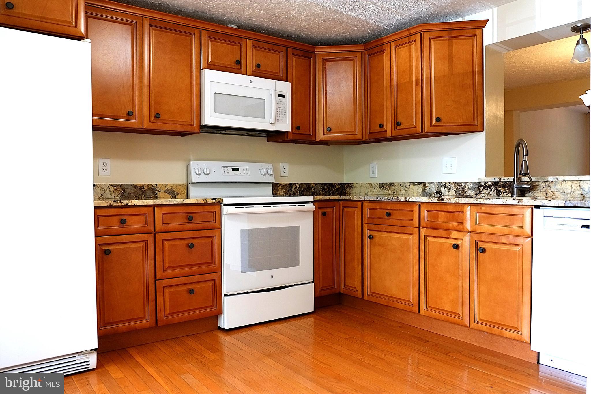 VAN DORN VILLAGE - Residential Lease