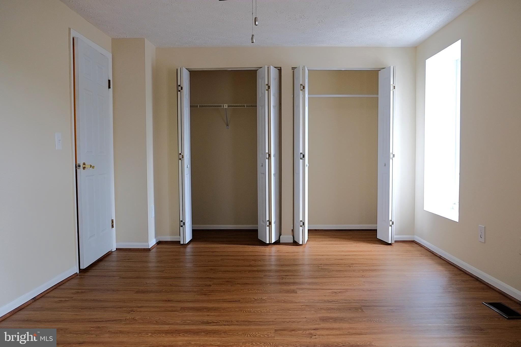 VAN DORN VILLAGE - Residential Lease