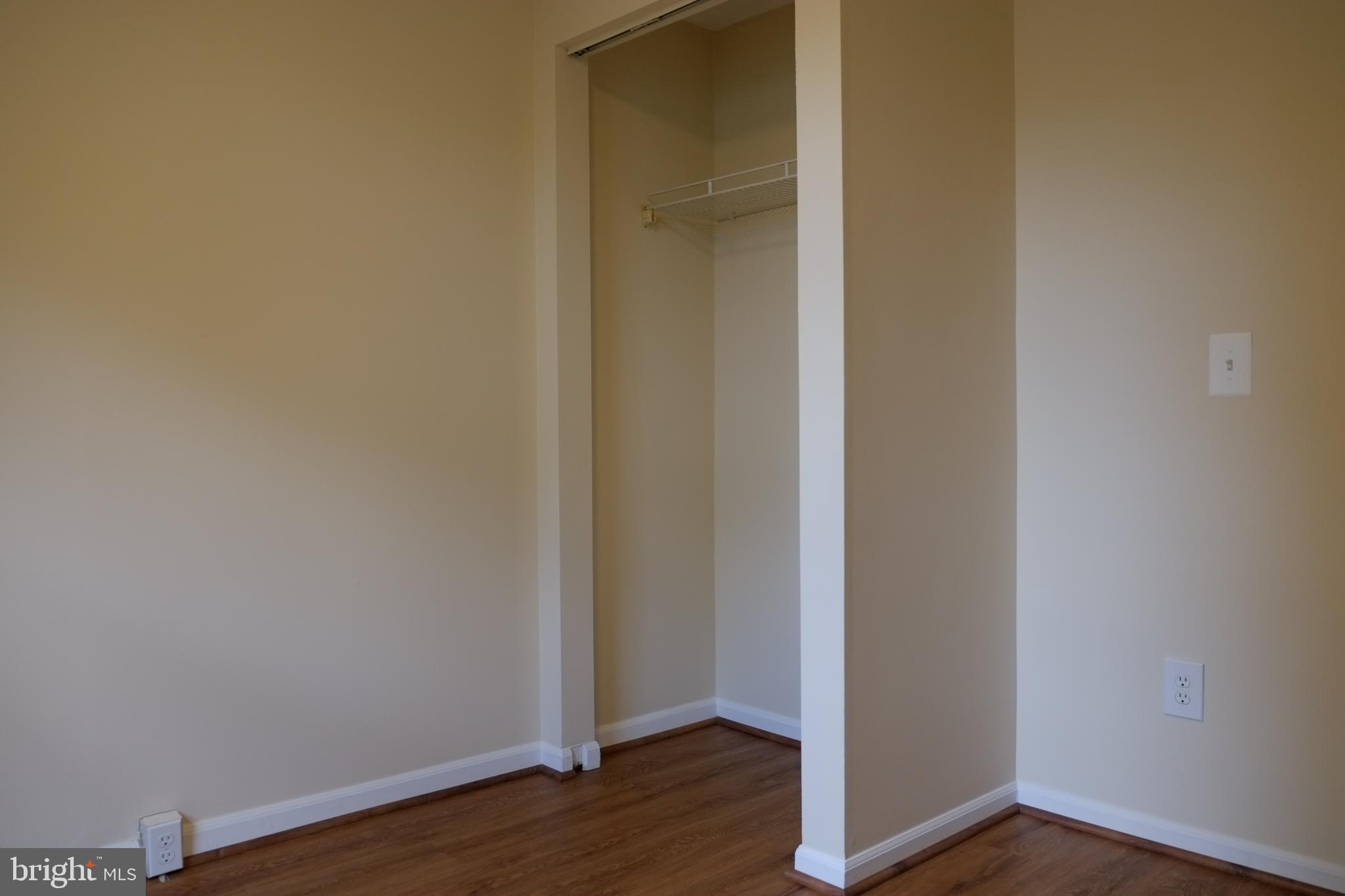 VAN DORN VILLAGE - Residential Lease