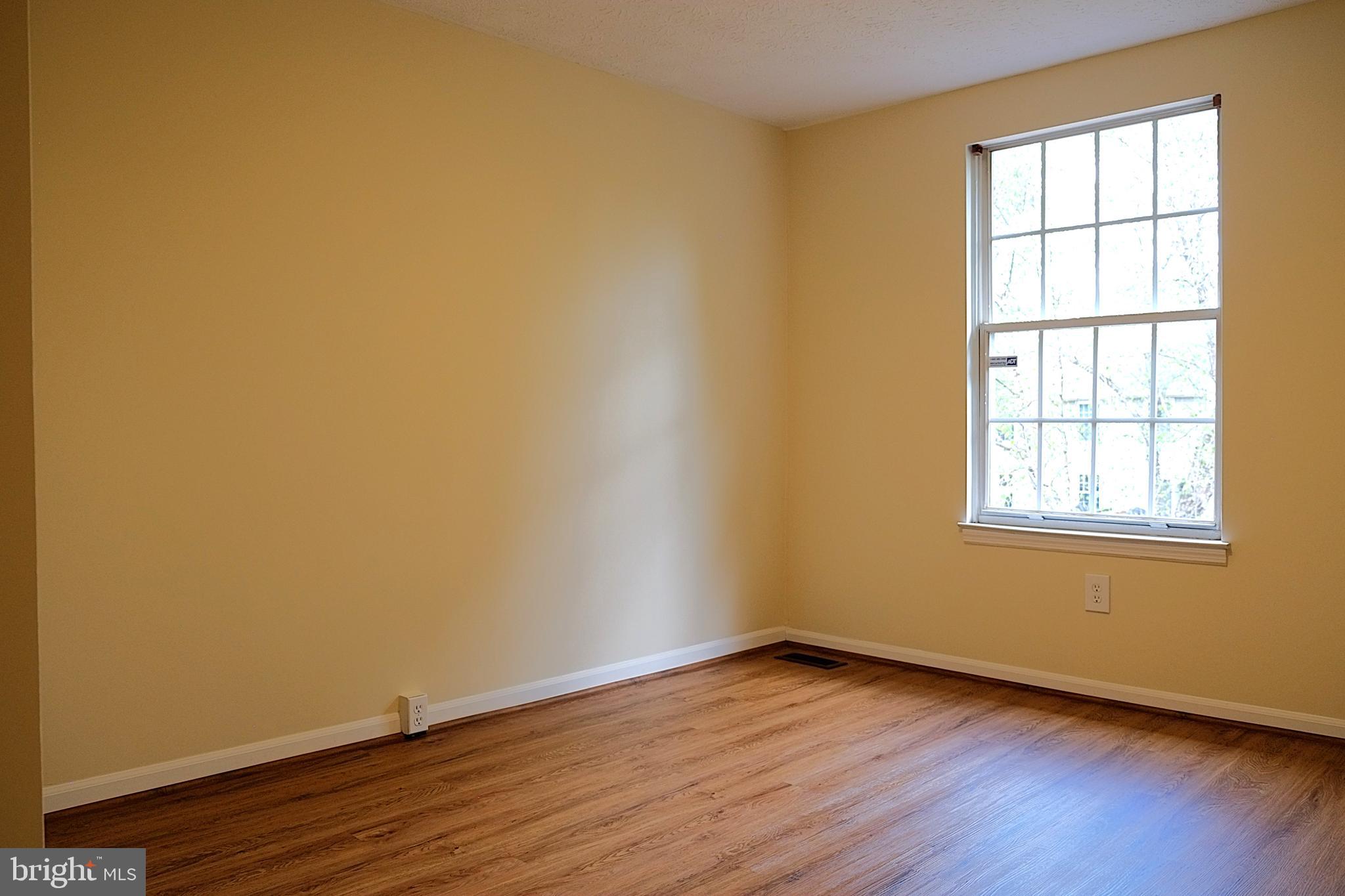 VAN DORN VILLAGE - Residential Lease