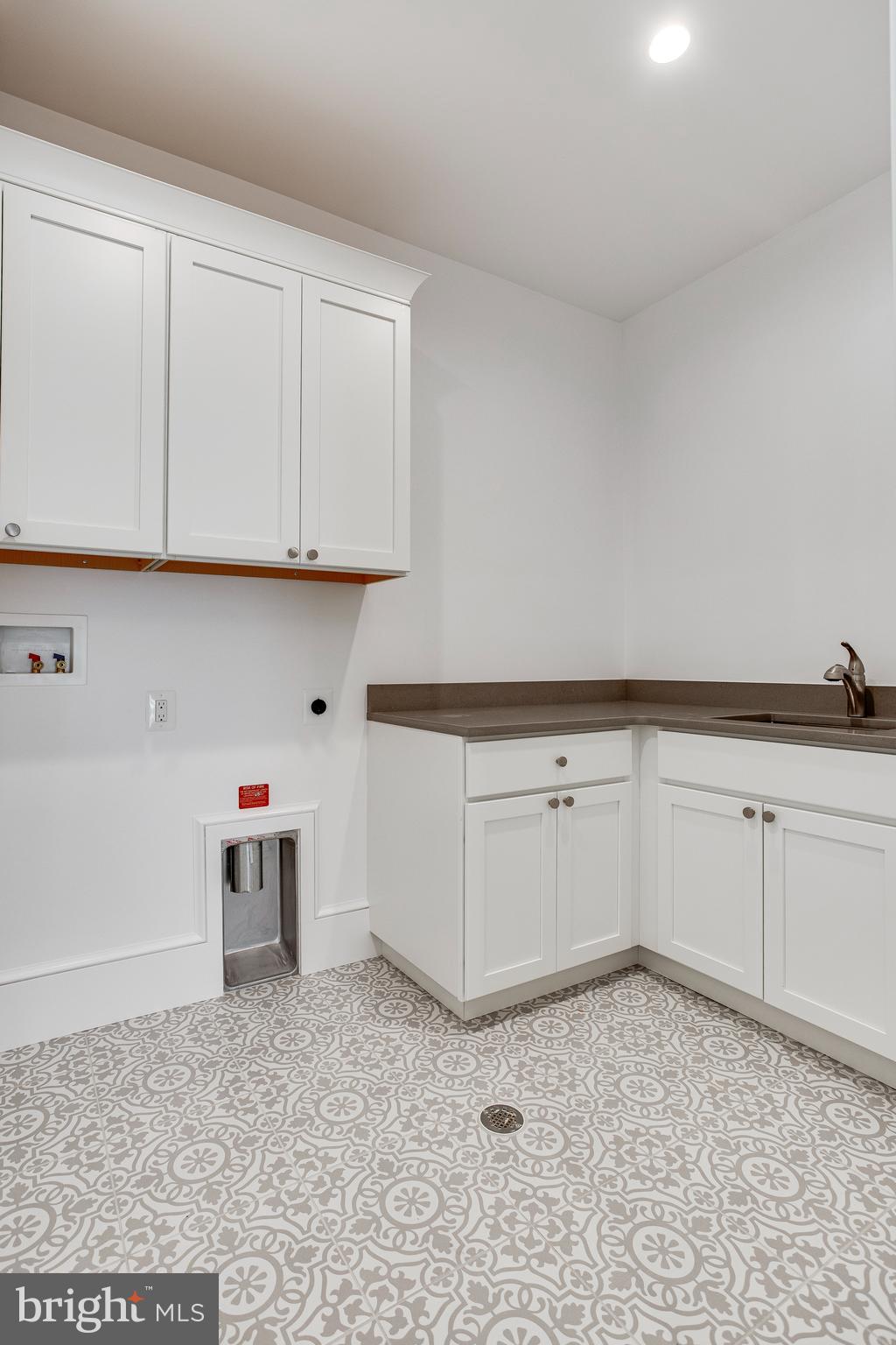 KENWOOD PARK - Residential