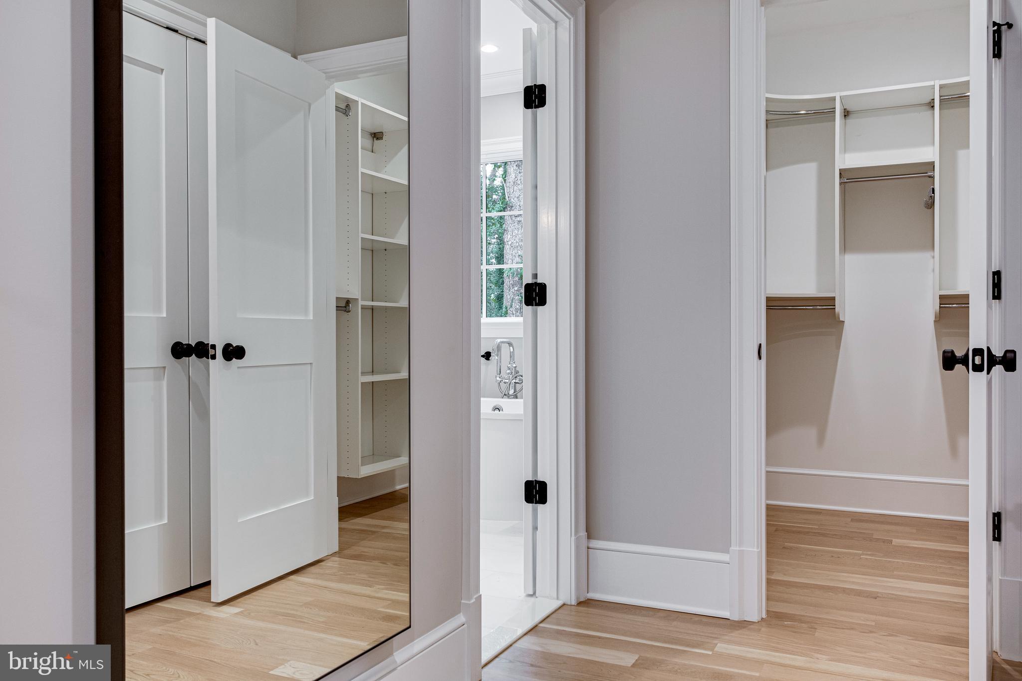 KENWOOD PARK - Residential