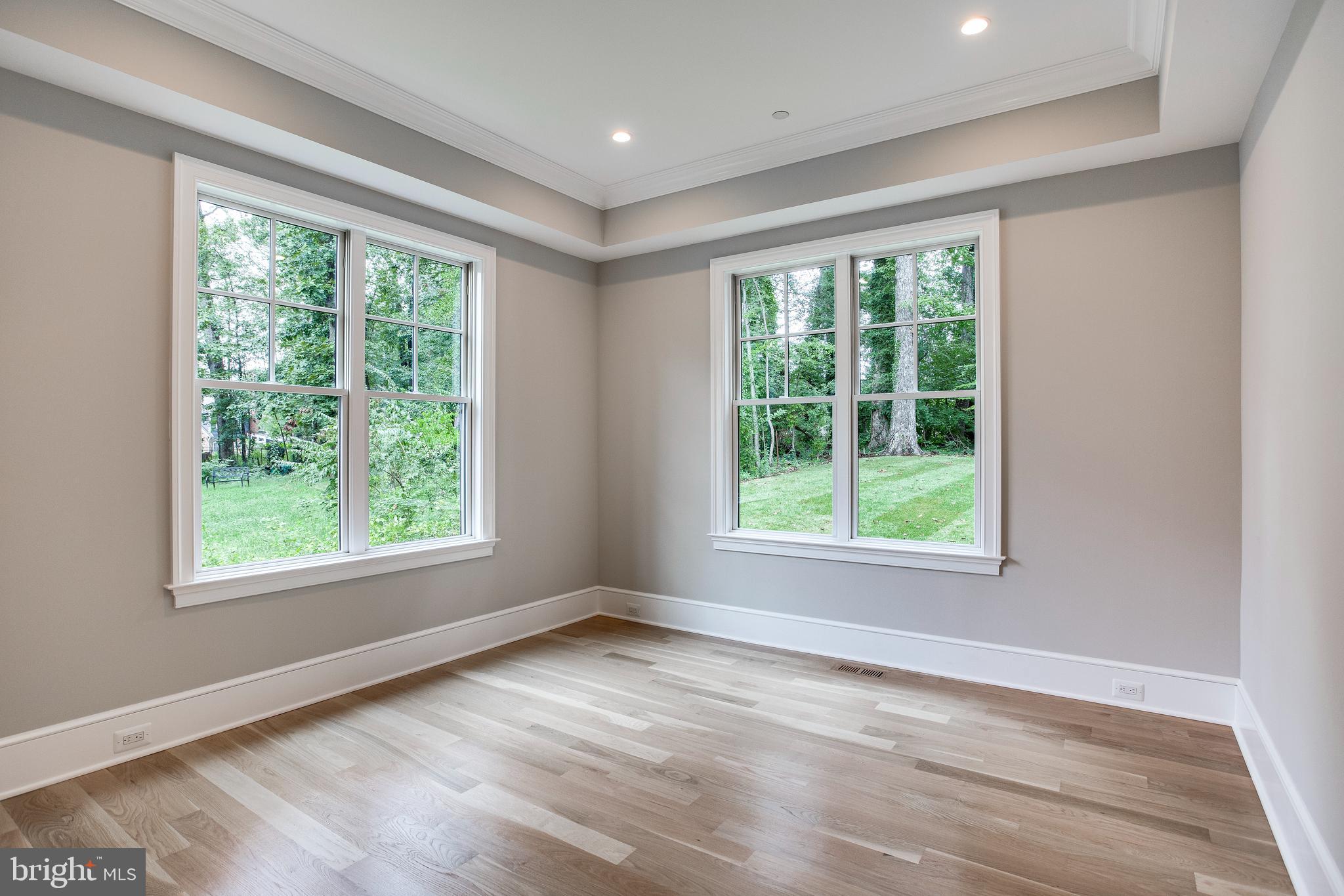 KENWOOD PARK - Residential