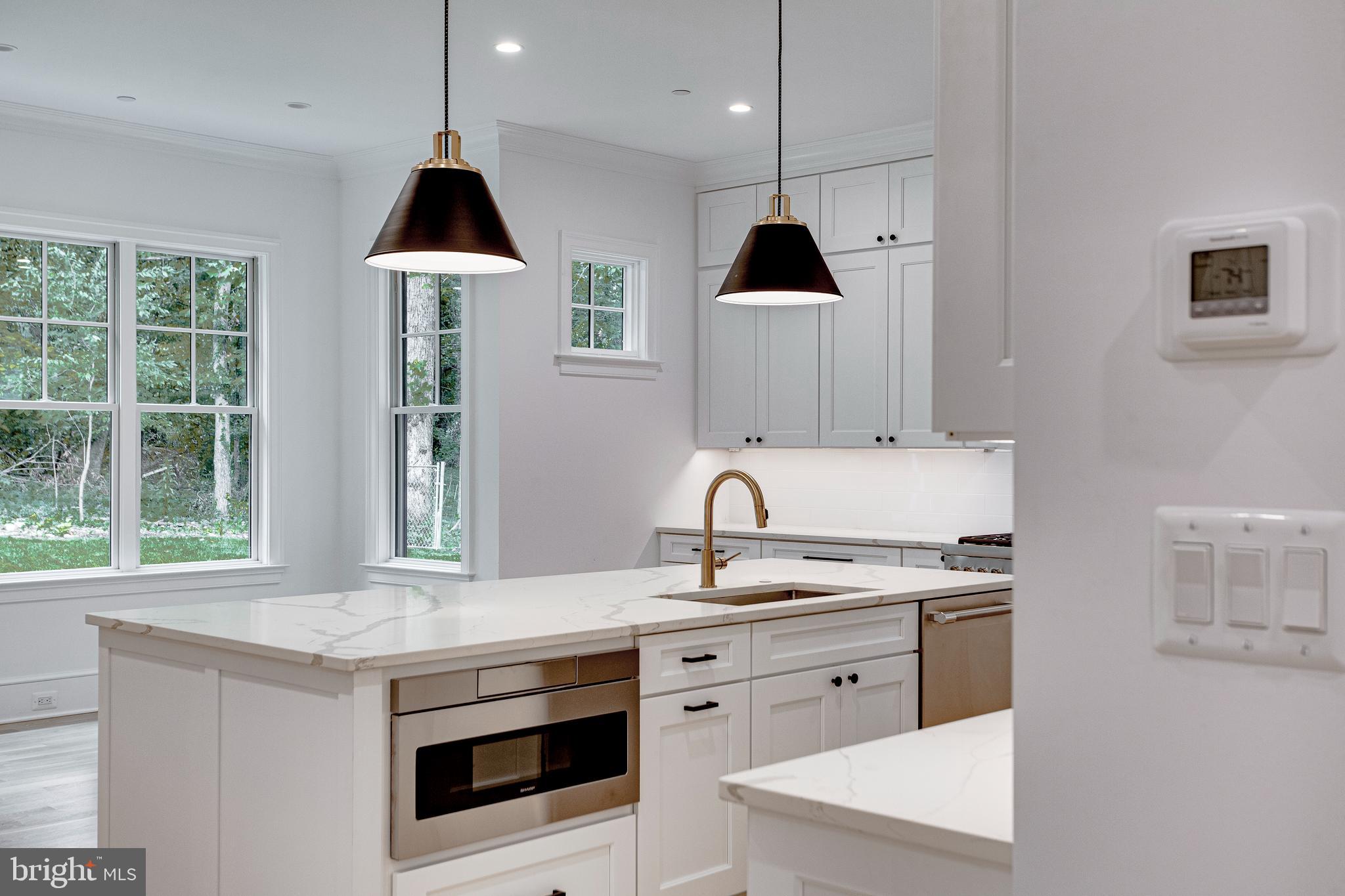 KENWOOD PARK - Residential