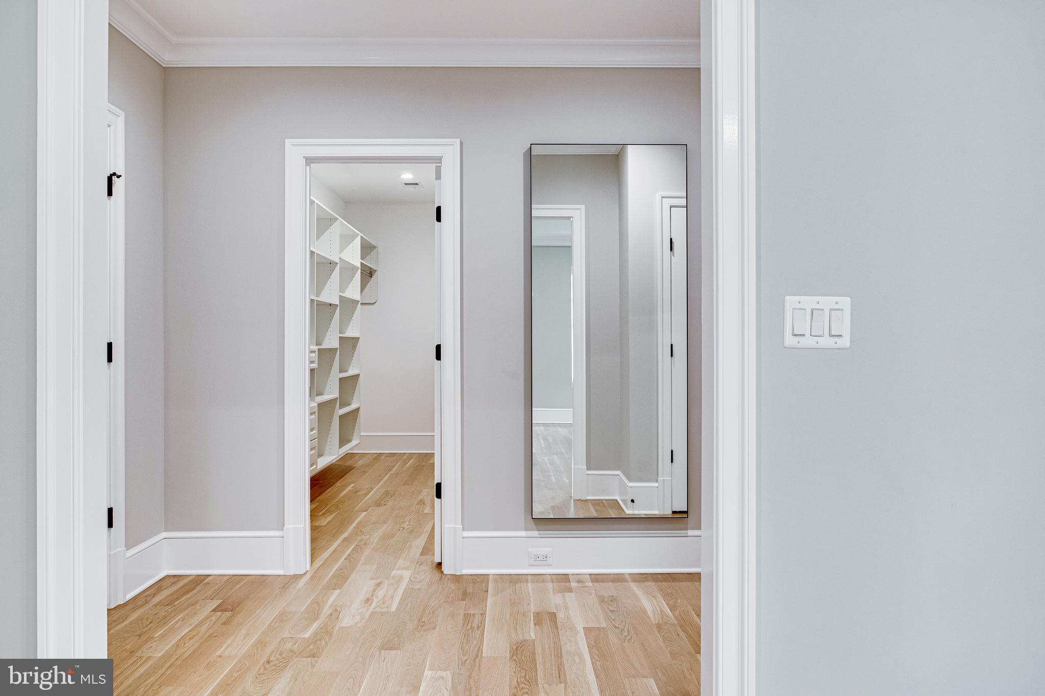 KENWOOD PARK - Residential