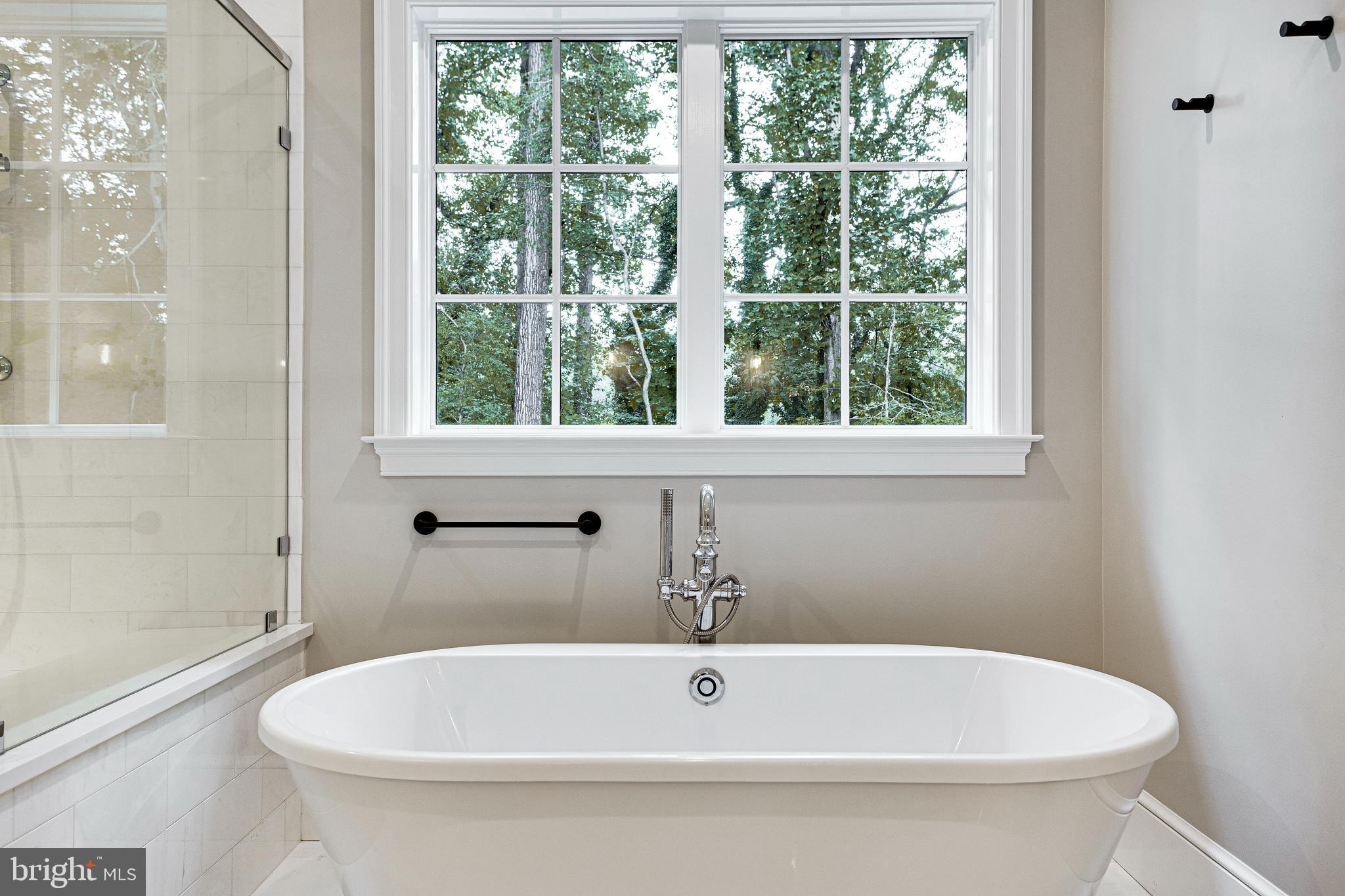 KENWOOD PARK - Residential