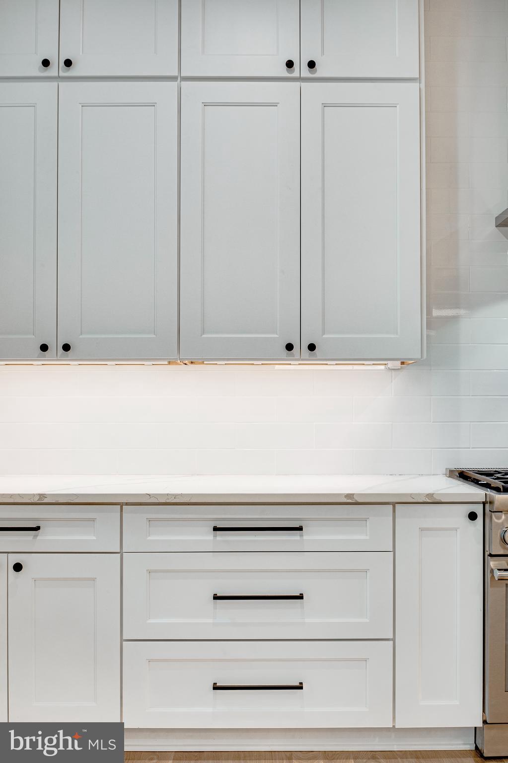 KENWOOD PARK - Residential