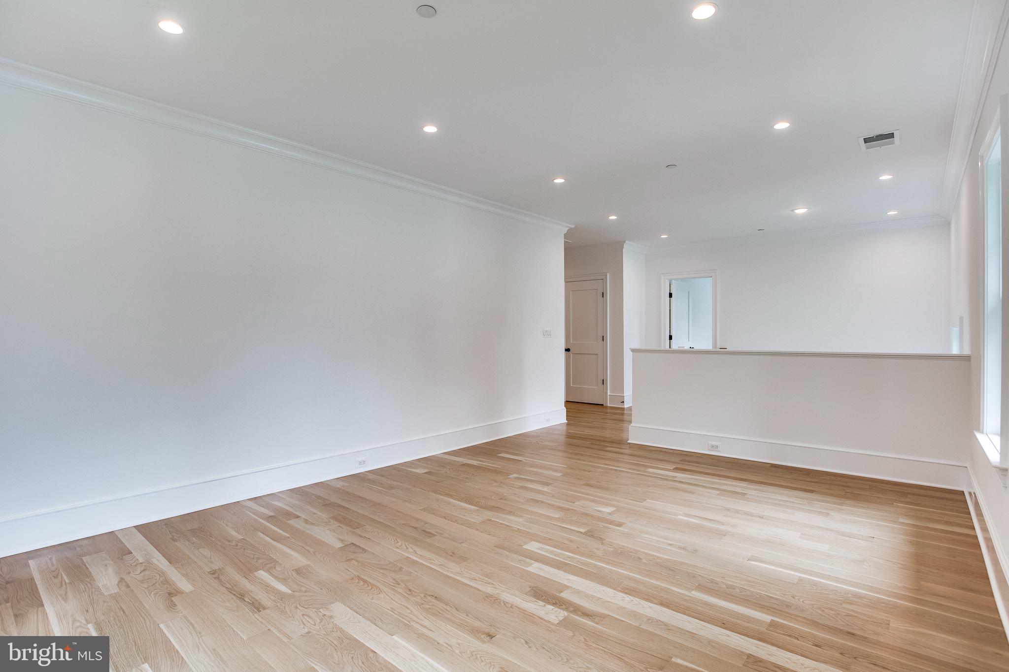 KENWOOD PARK - Residential