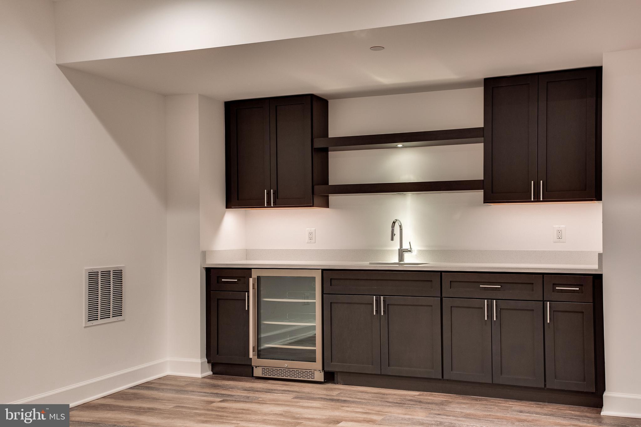 KENWOOD PARK - Residential