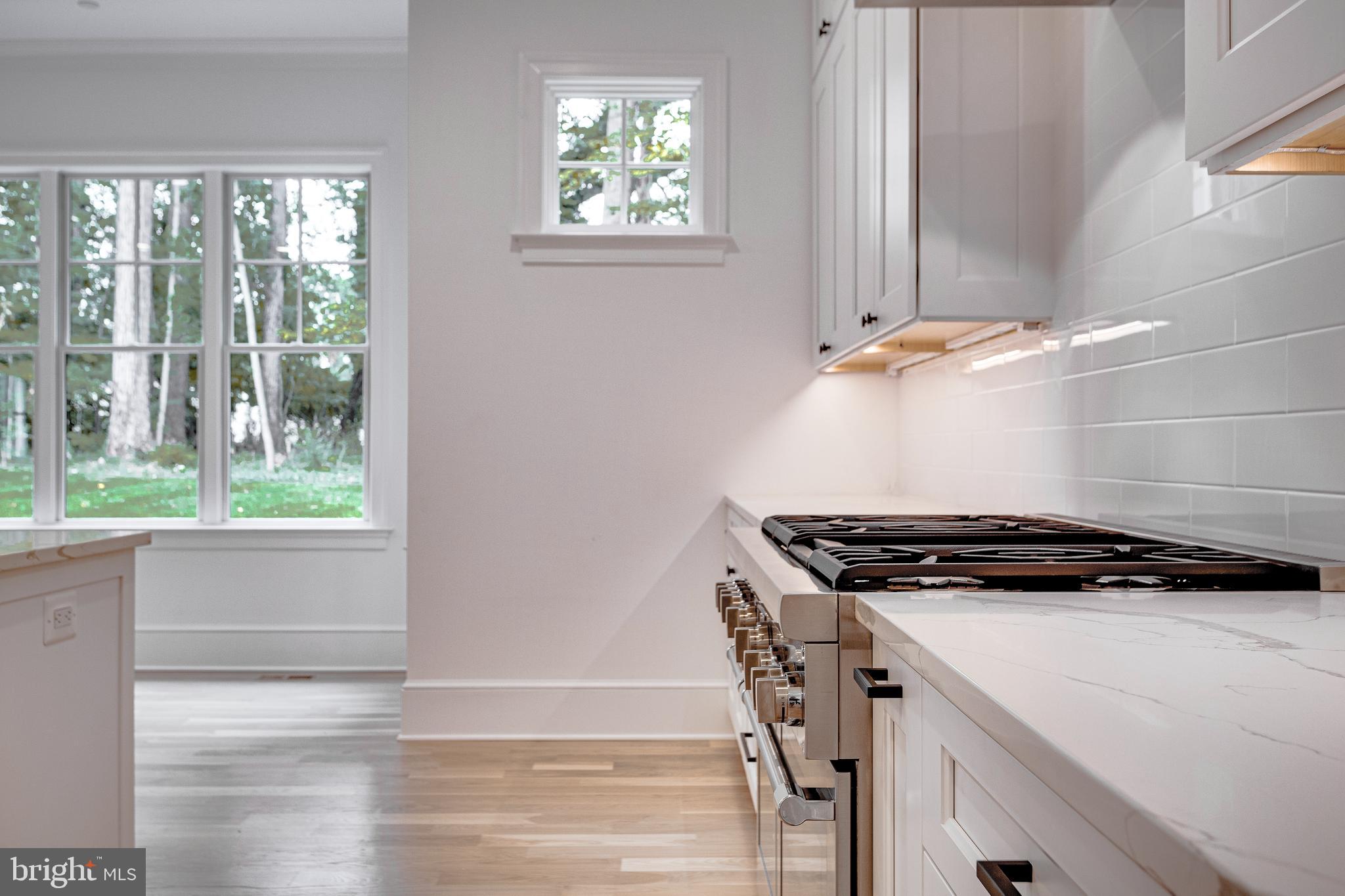 KENWOOD PARK - Residential