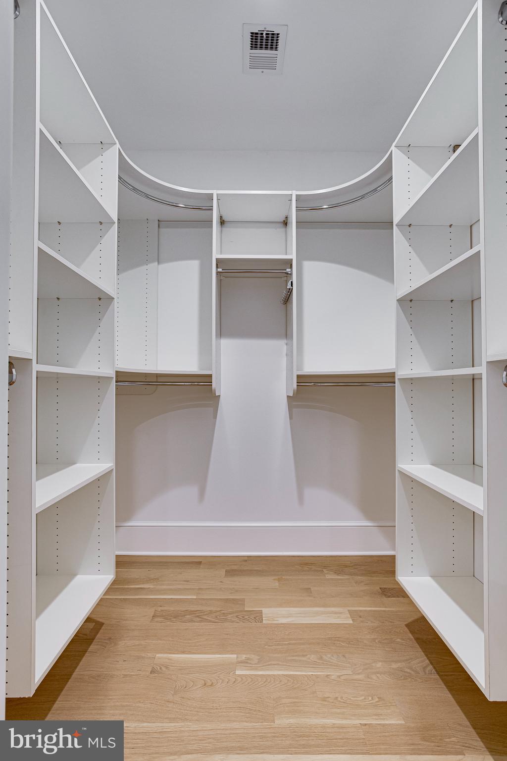 KENWOOD PARK - Residential