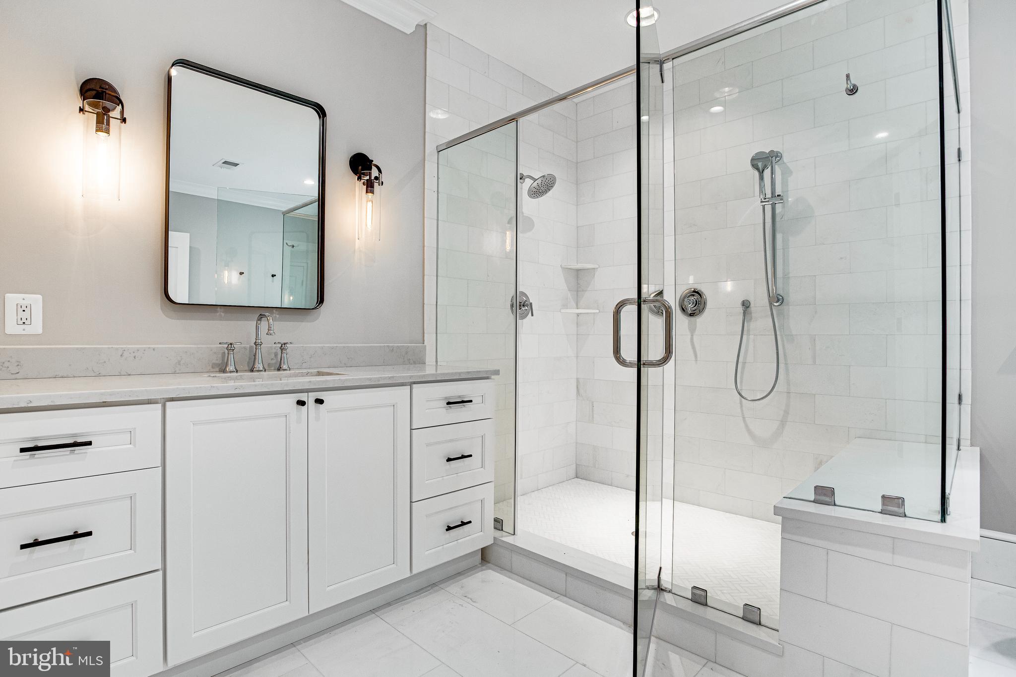 KENWOOD PARK - Residential