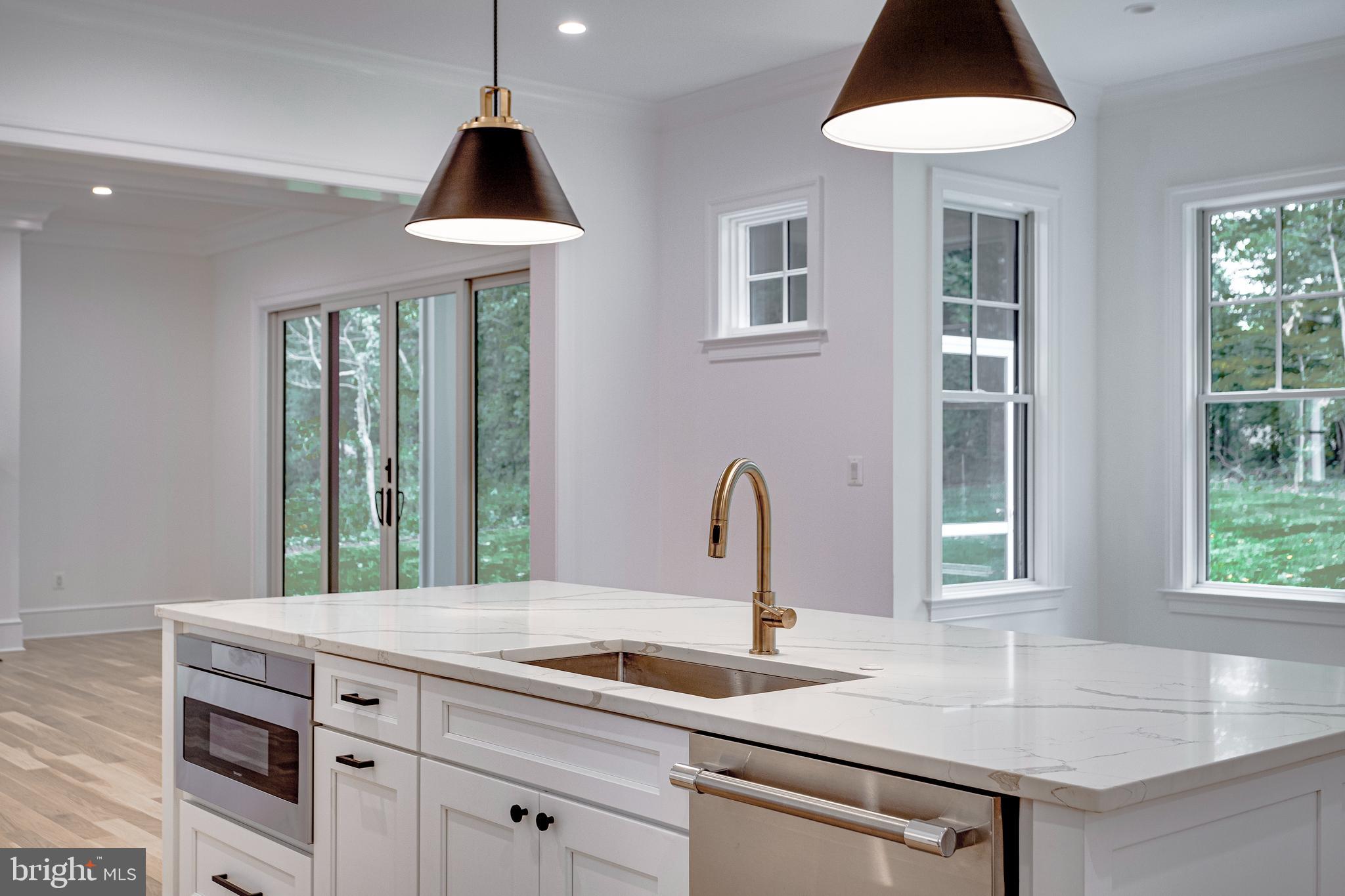 KENWOOD PARK - Residential