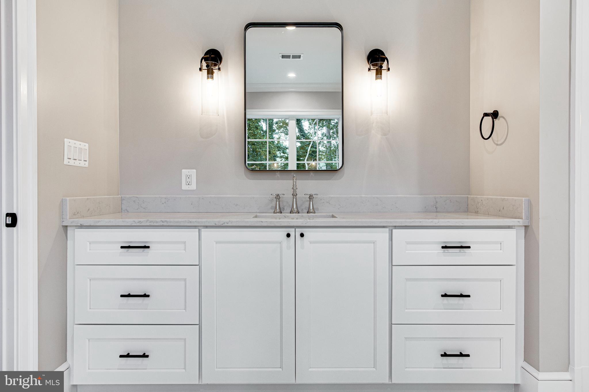 KENWOOD PARK - Residential