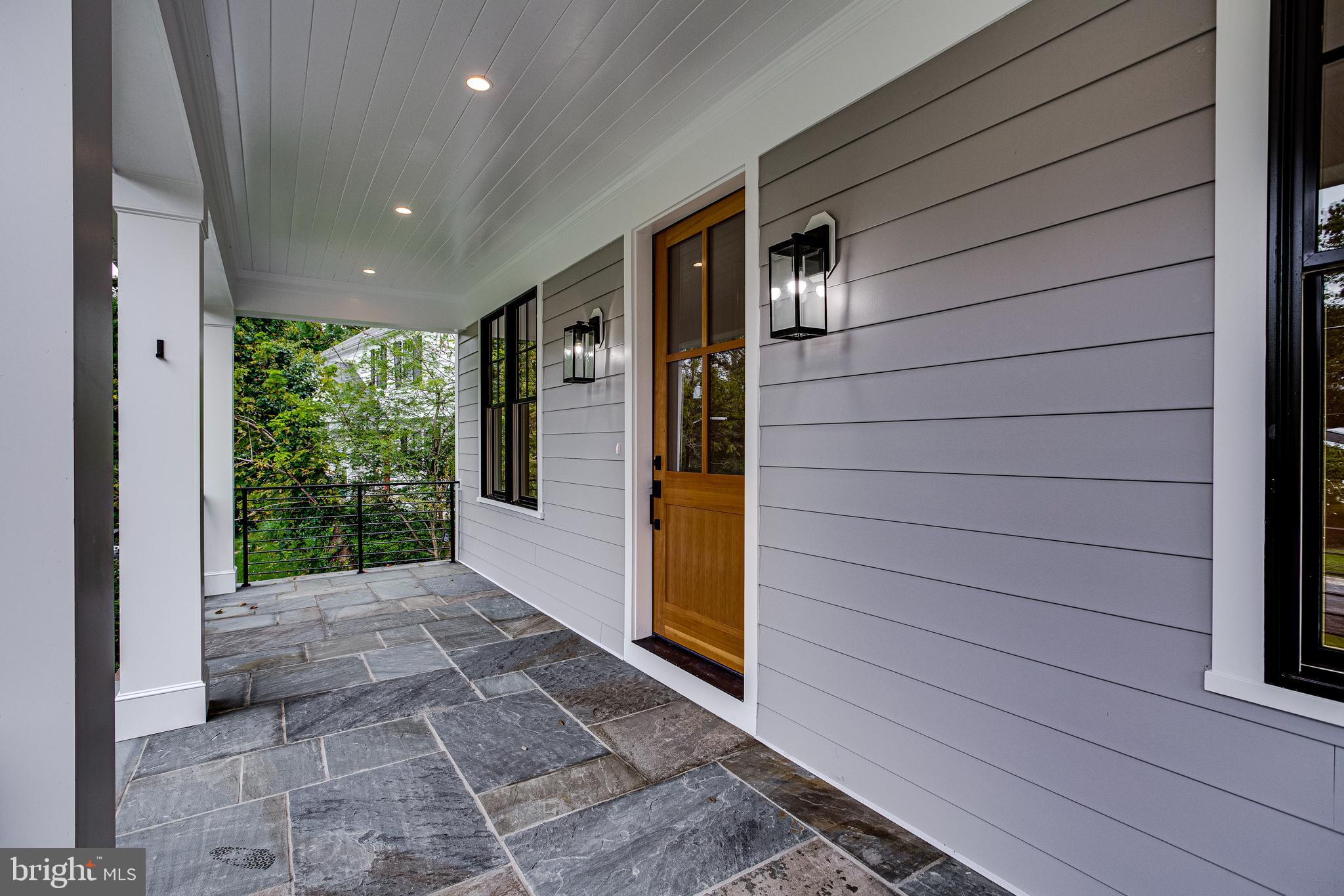 KENWOOD PARK - Residential