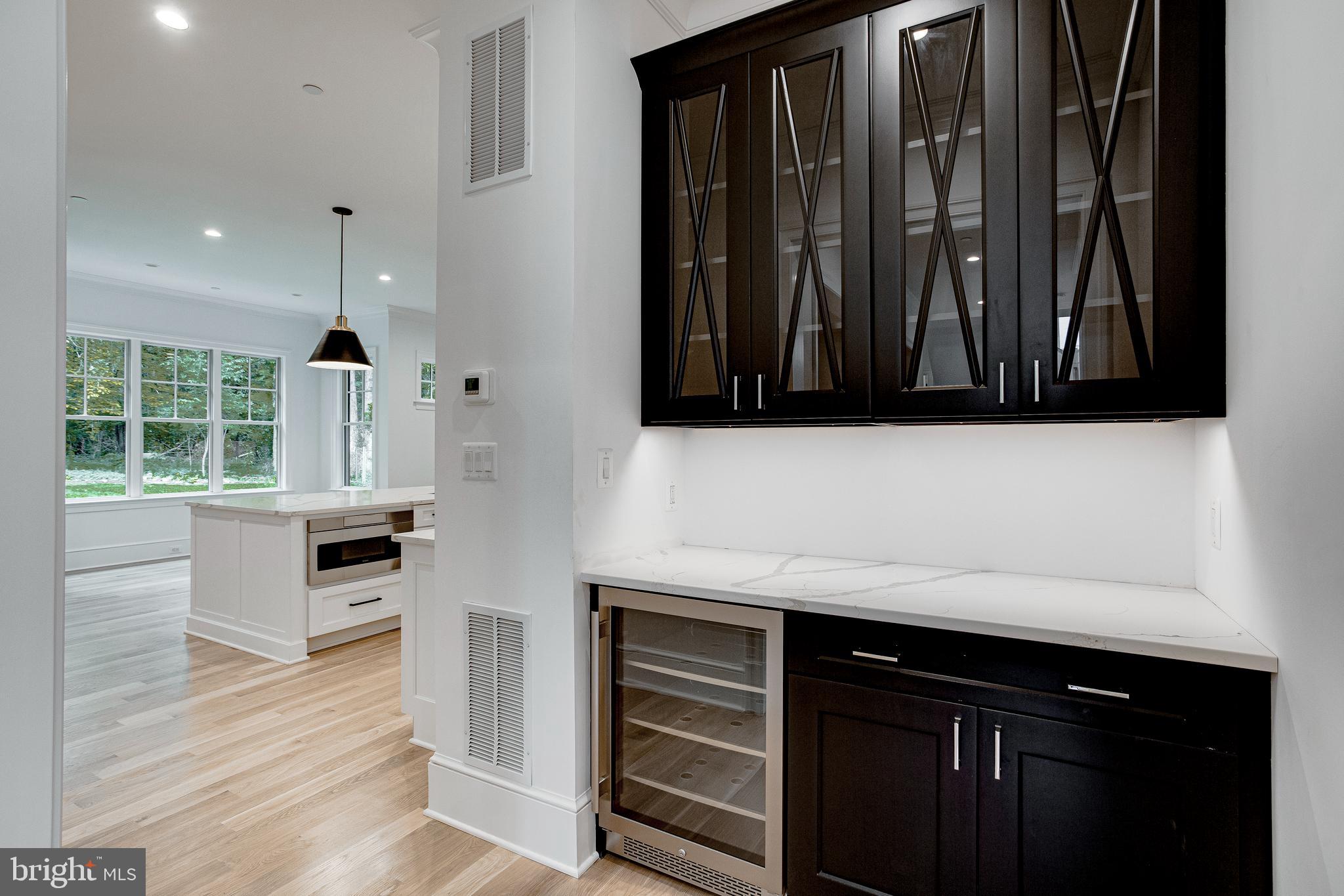 KENWOOD PARK - Residential