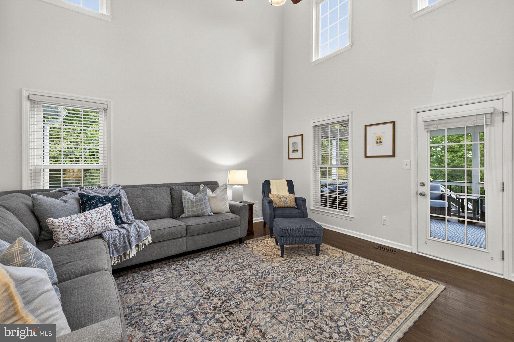 LINDEN HILL - Residential