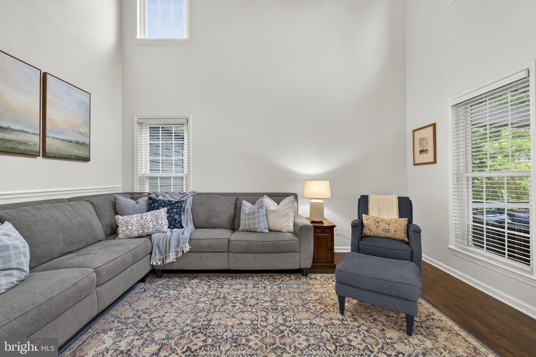LINDEN HILL - Residential