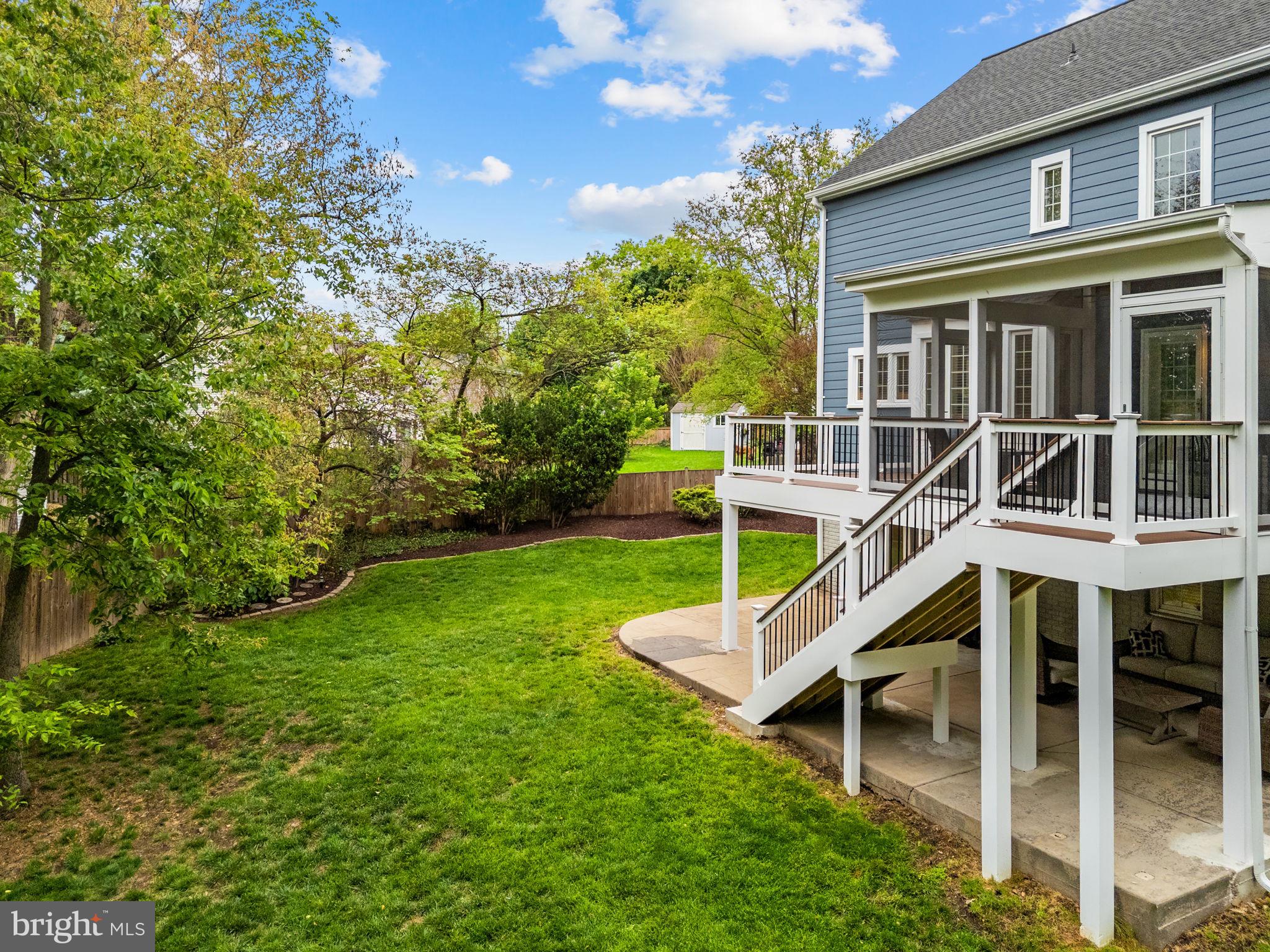LINDEN HILL - Residential